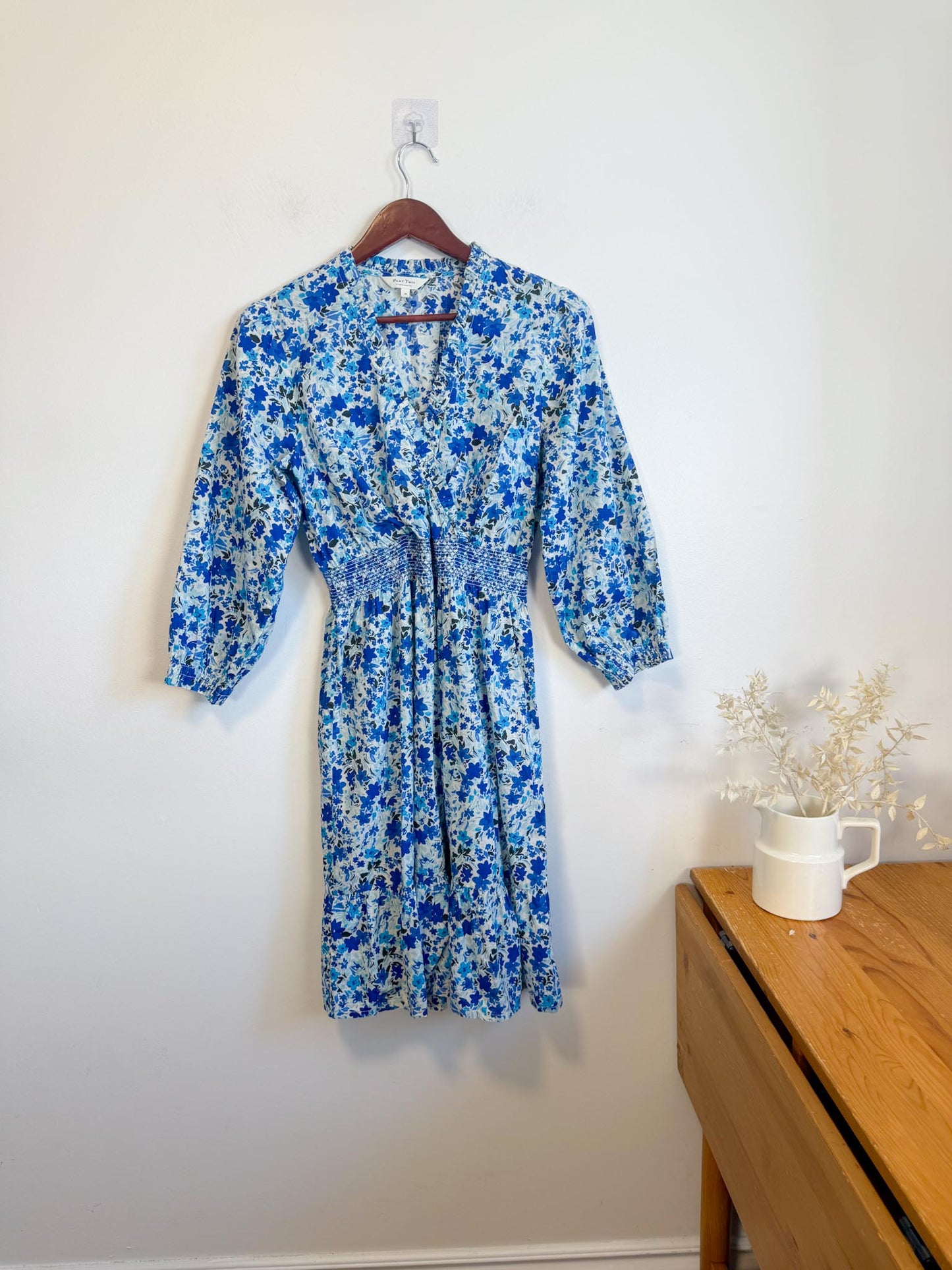 Part Two "SabrinnaPW Floral Dress in Blue/White" (Size M)