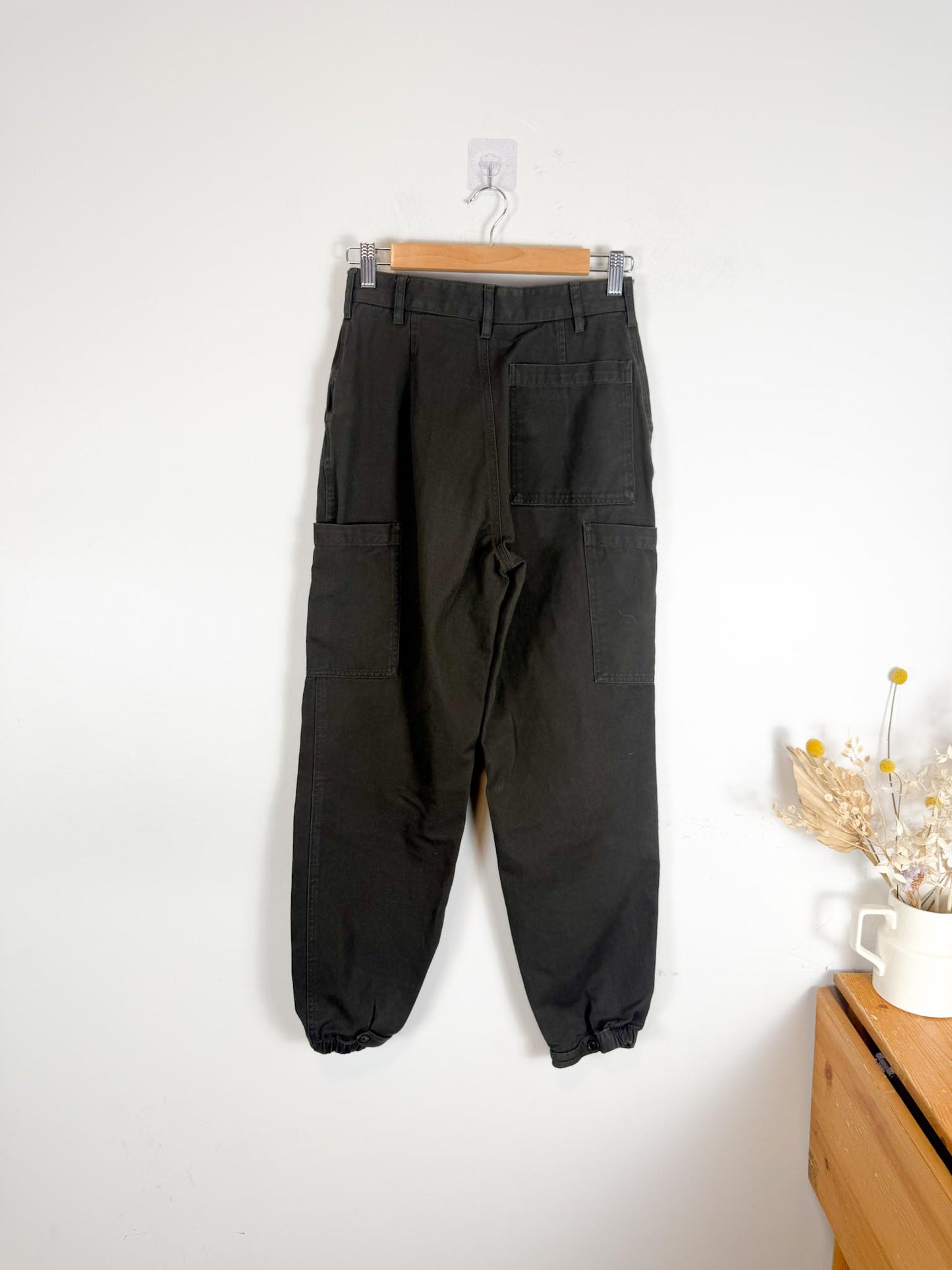 KOTN Slow Fashion Green Khaki Trousers (Size 27)