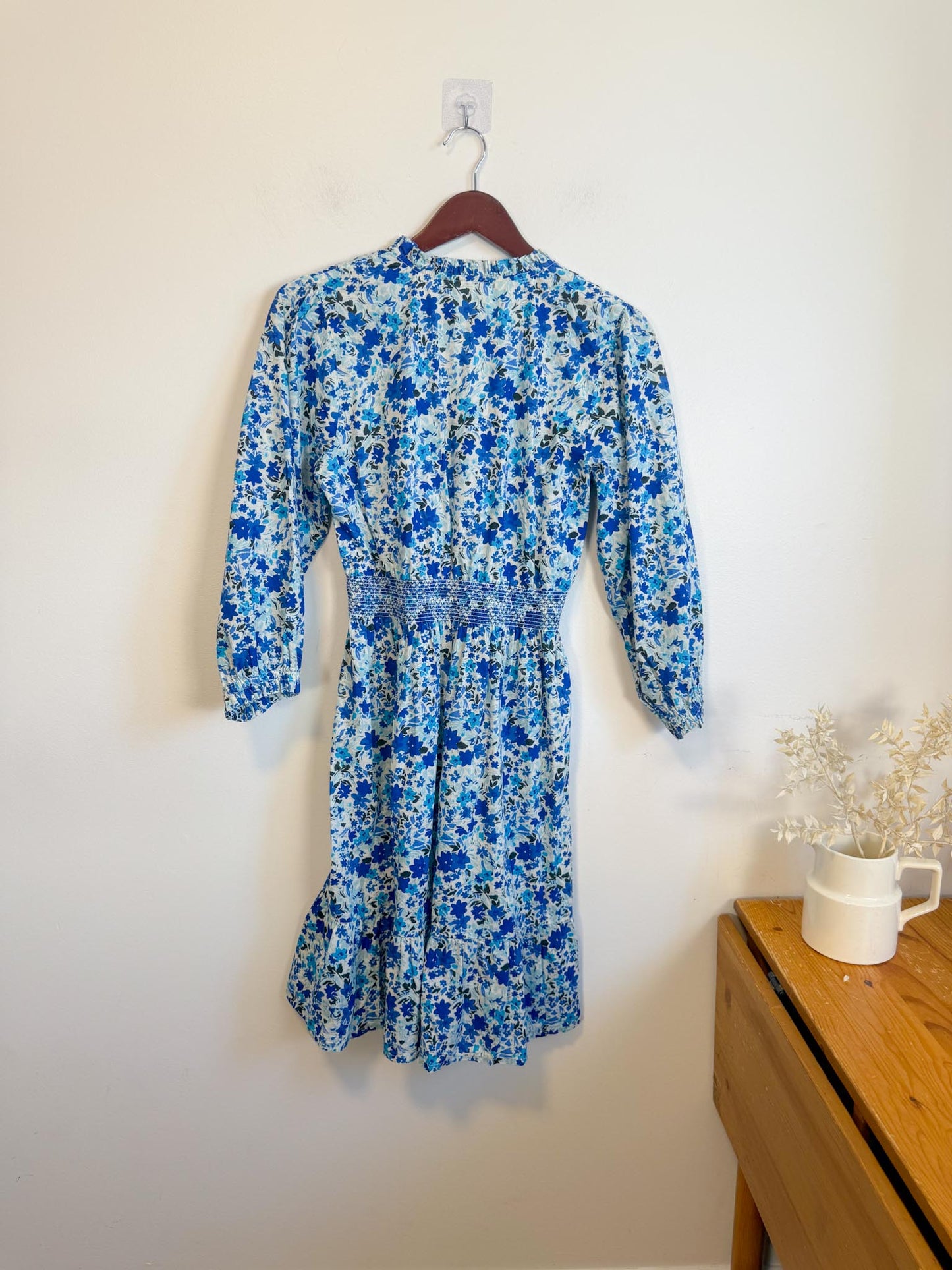 Part Two "SabrinnaPW Floral Dress in Blue/White" (Size M)