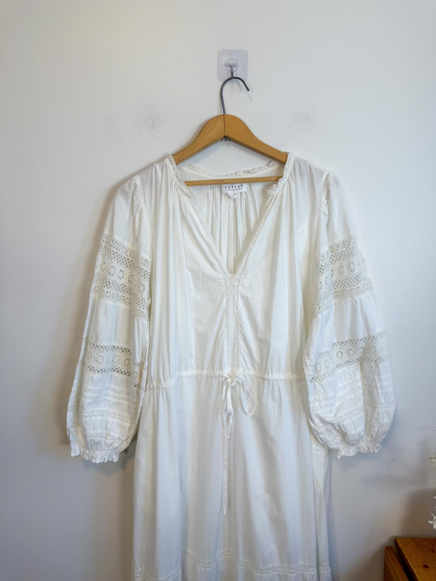 Velvet by Graham & Spencer White Eyelet Maxi Dress (Size M)
