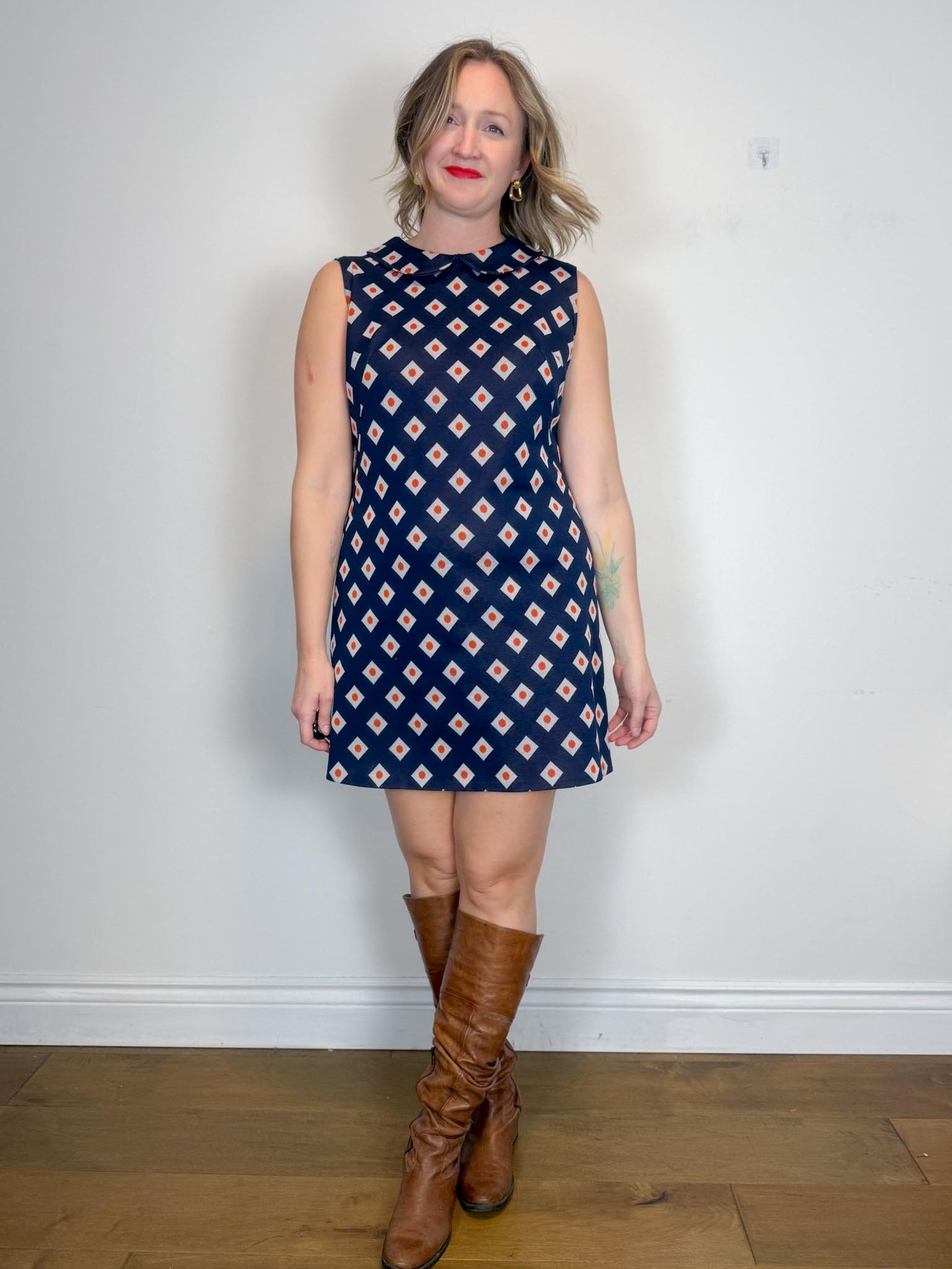 Vintage Geometric Pattern Mini Dress in Navy/Orange (Size L)