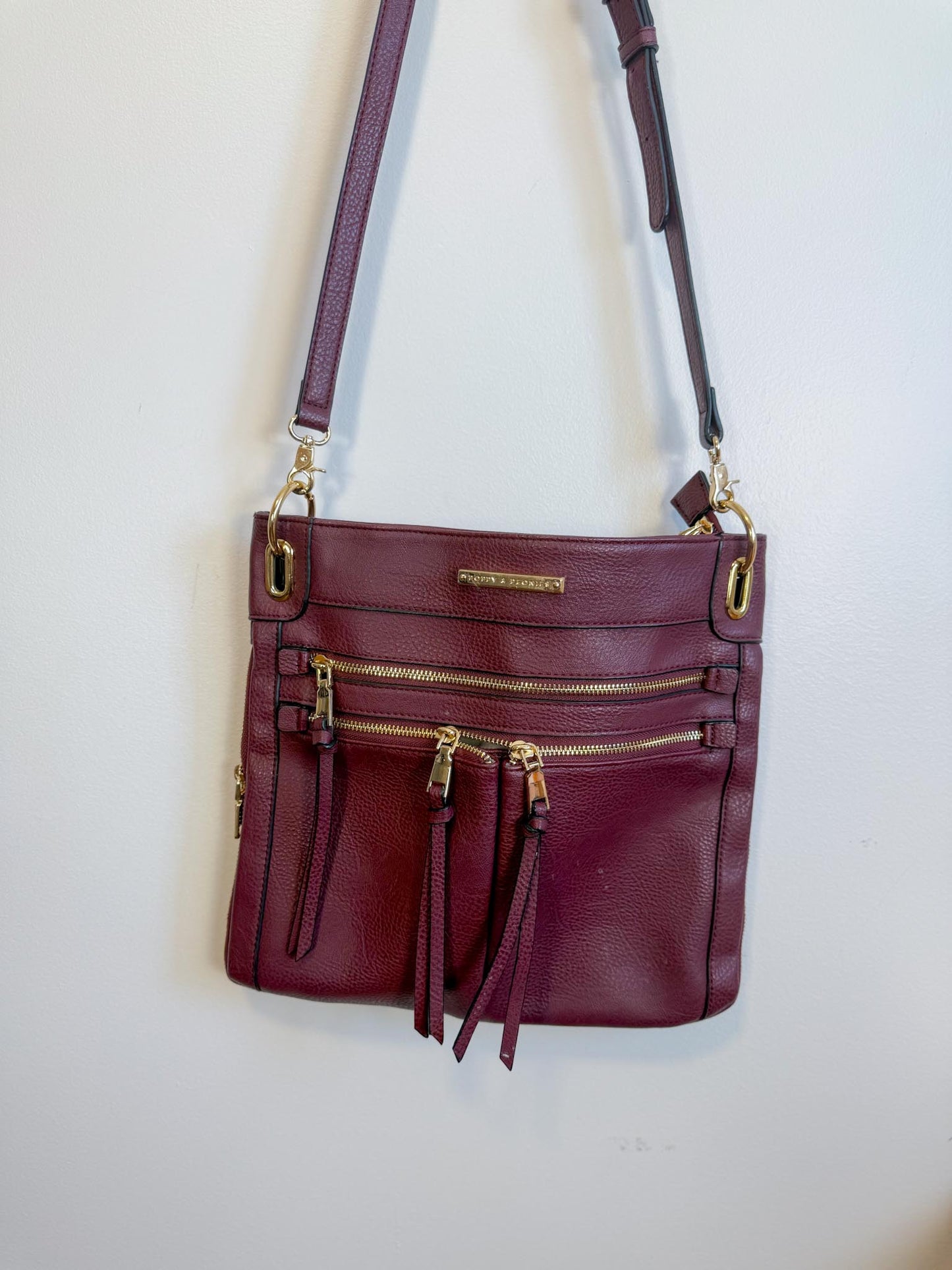 Poppy & Peonies "the Everday Crossbody Purse in Berry"