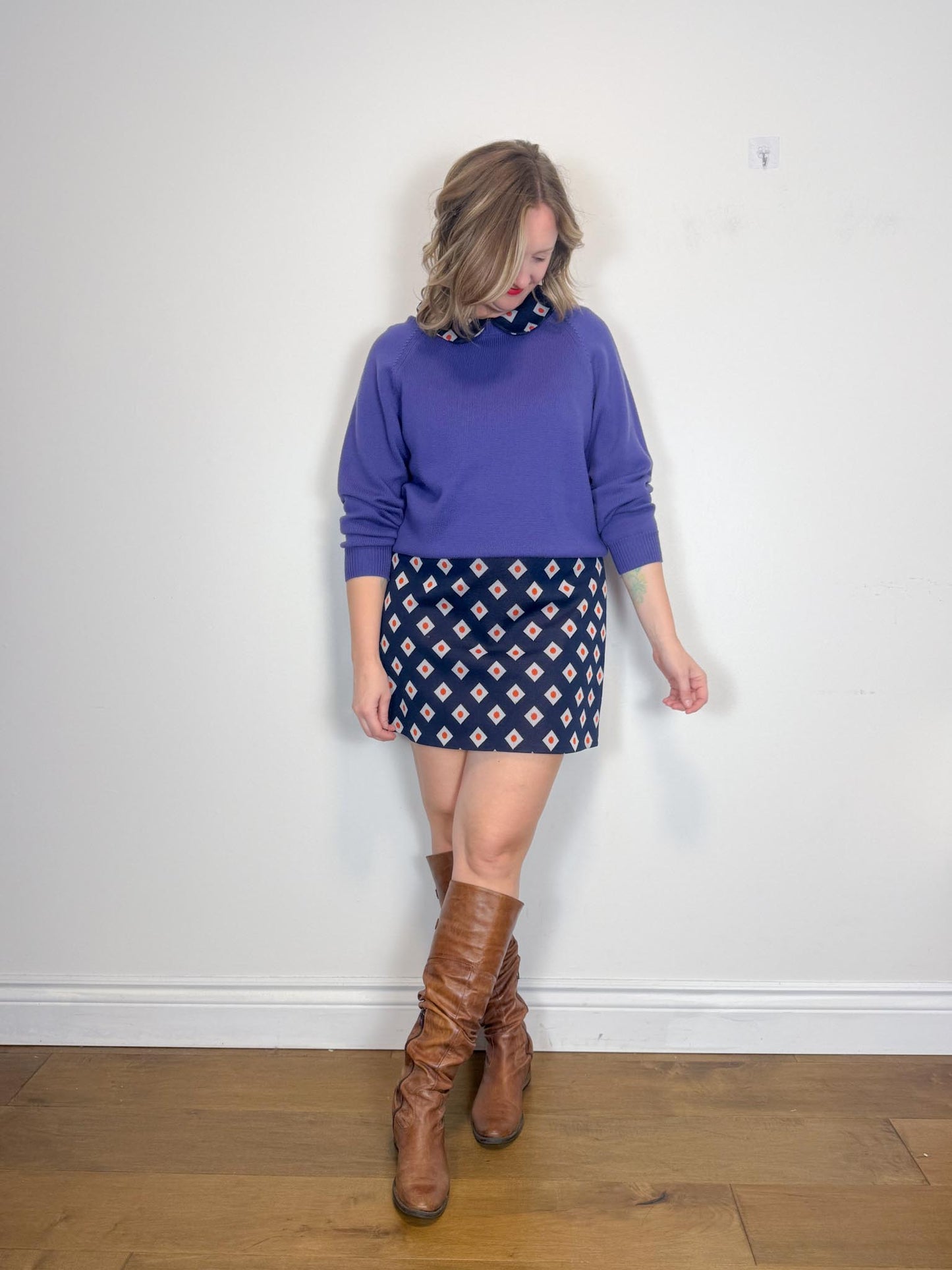 Vintage Geometric Pattern Mini Dress in Navy/Orange (Size L)