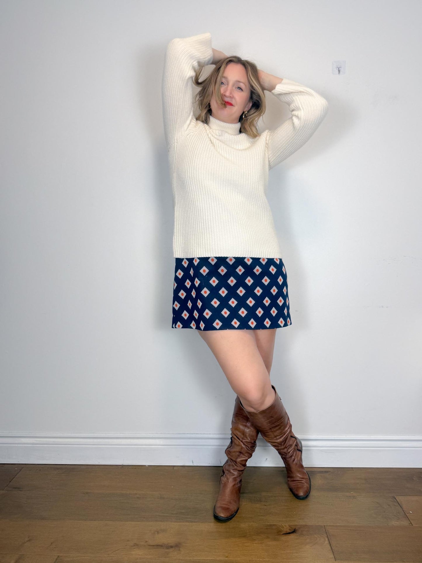Wilfred Merino Wool Knit Sweater in Neutral (Size XS-M)