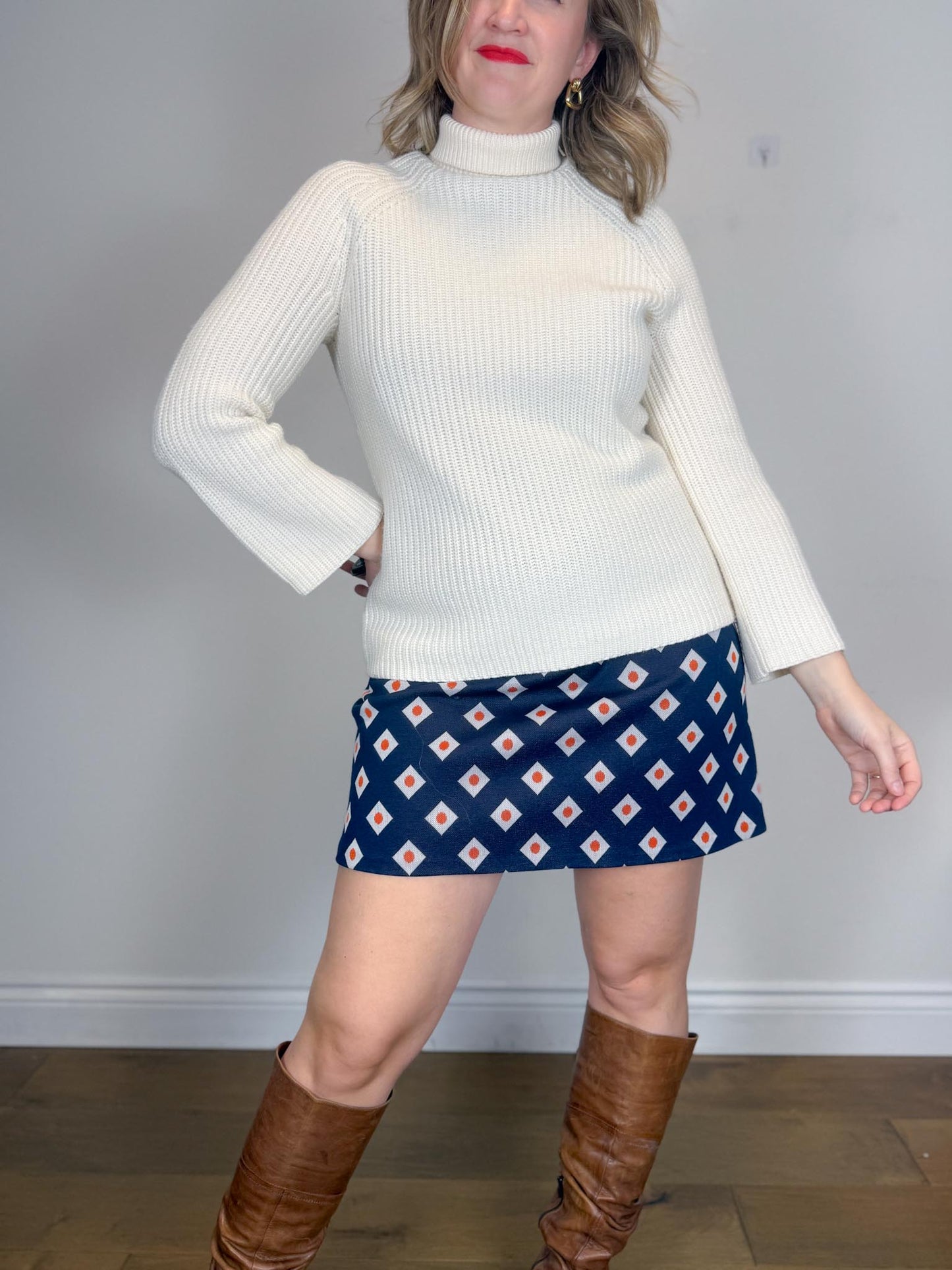 Vintage Geometric Pattern Mini Dress in Navy/Orange (Size L)