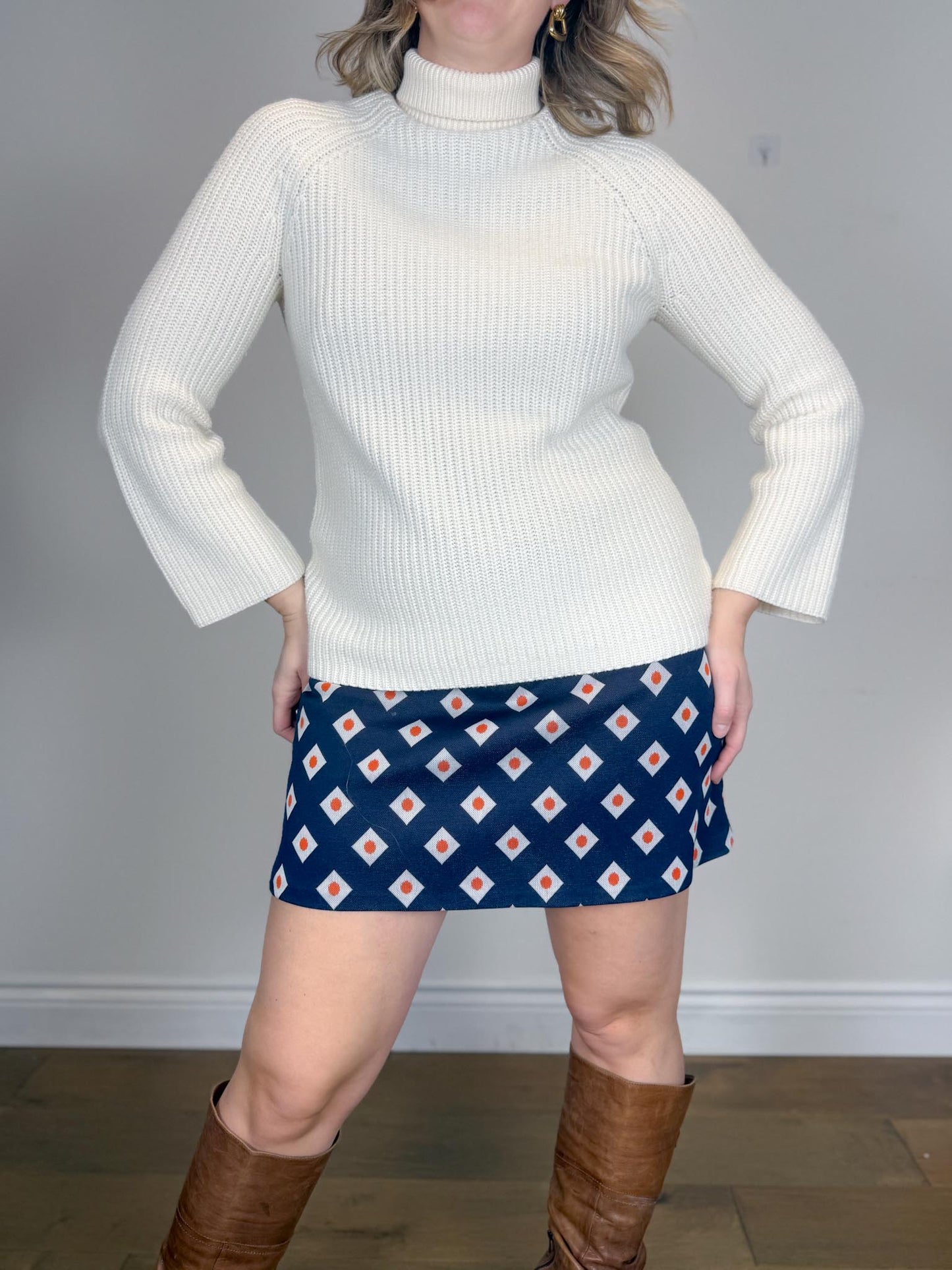 Wilfred Merino Wool Knit Sweater in Neutral (Size XS-M)