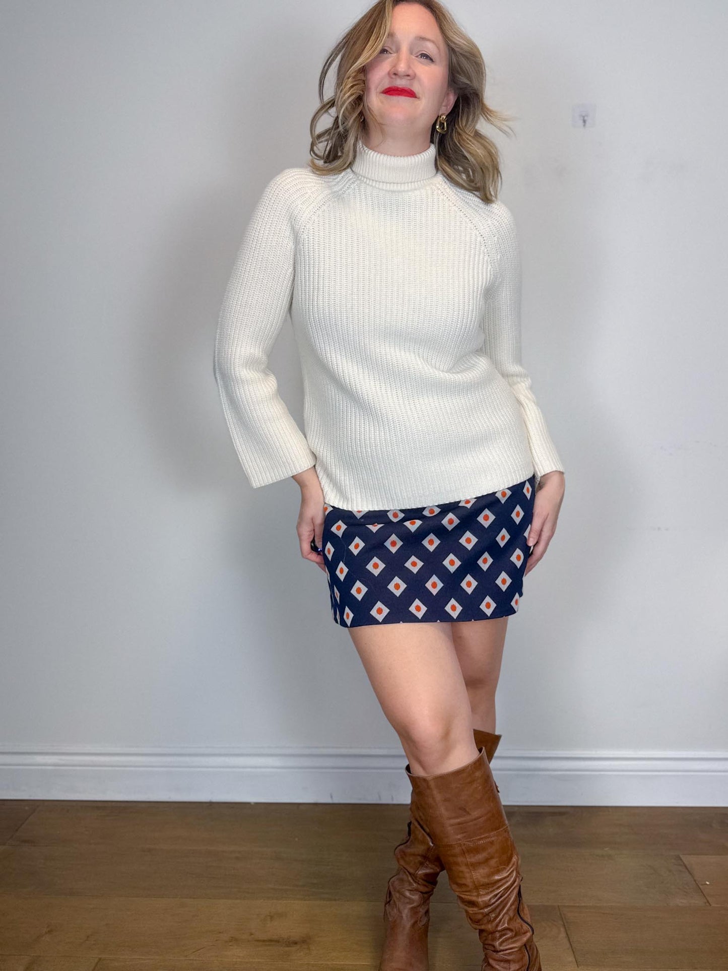 Wilfred Merino Wool Knit Sweater in Neutral (Size XS-M)