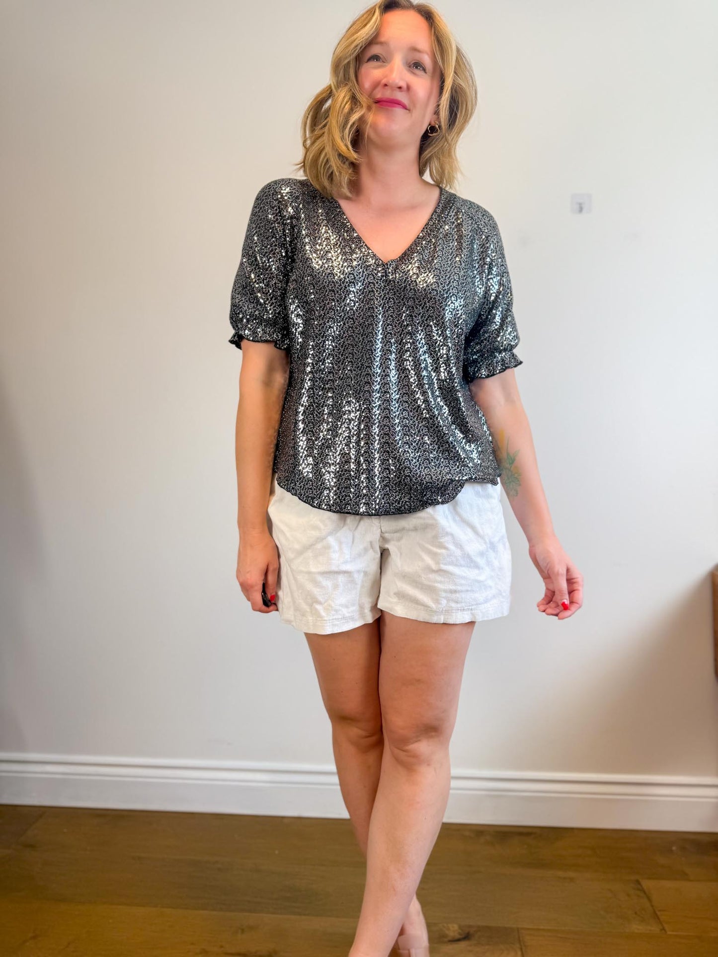 Dotty Made in Canada Metallic Sequin T-Shirt (Size M)