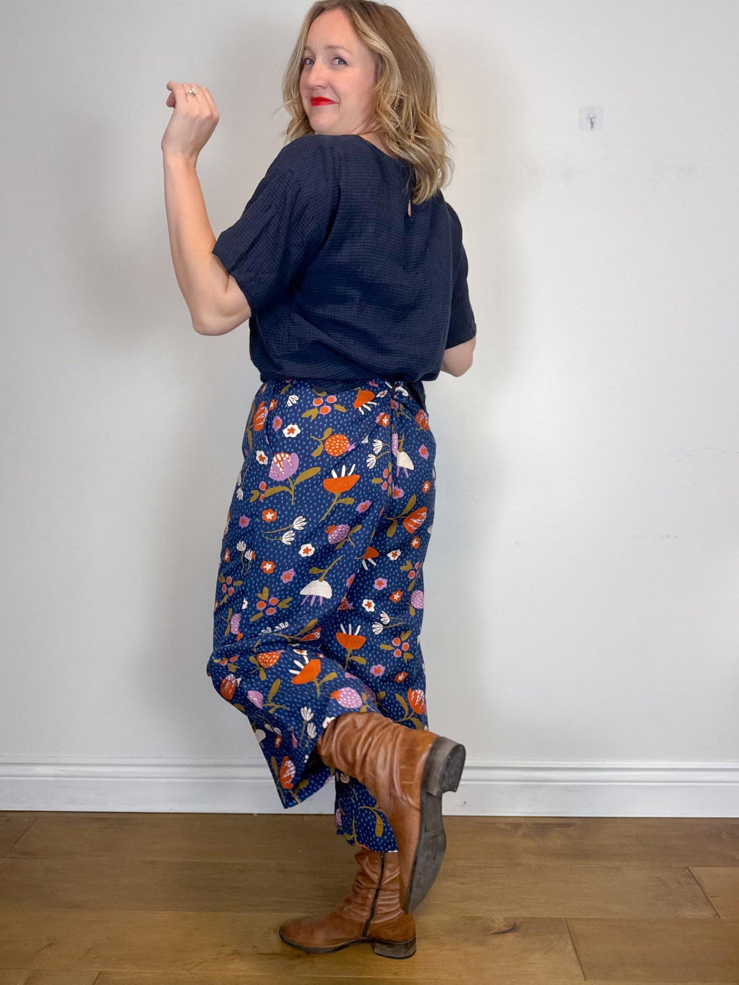 Princess Highway x ModCloth Linen Wide Leg Pants in Floral Print (Size 16)