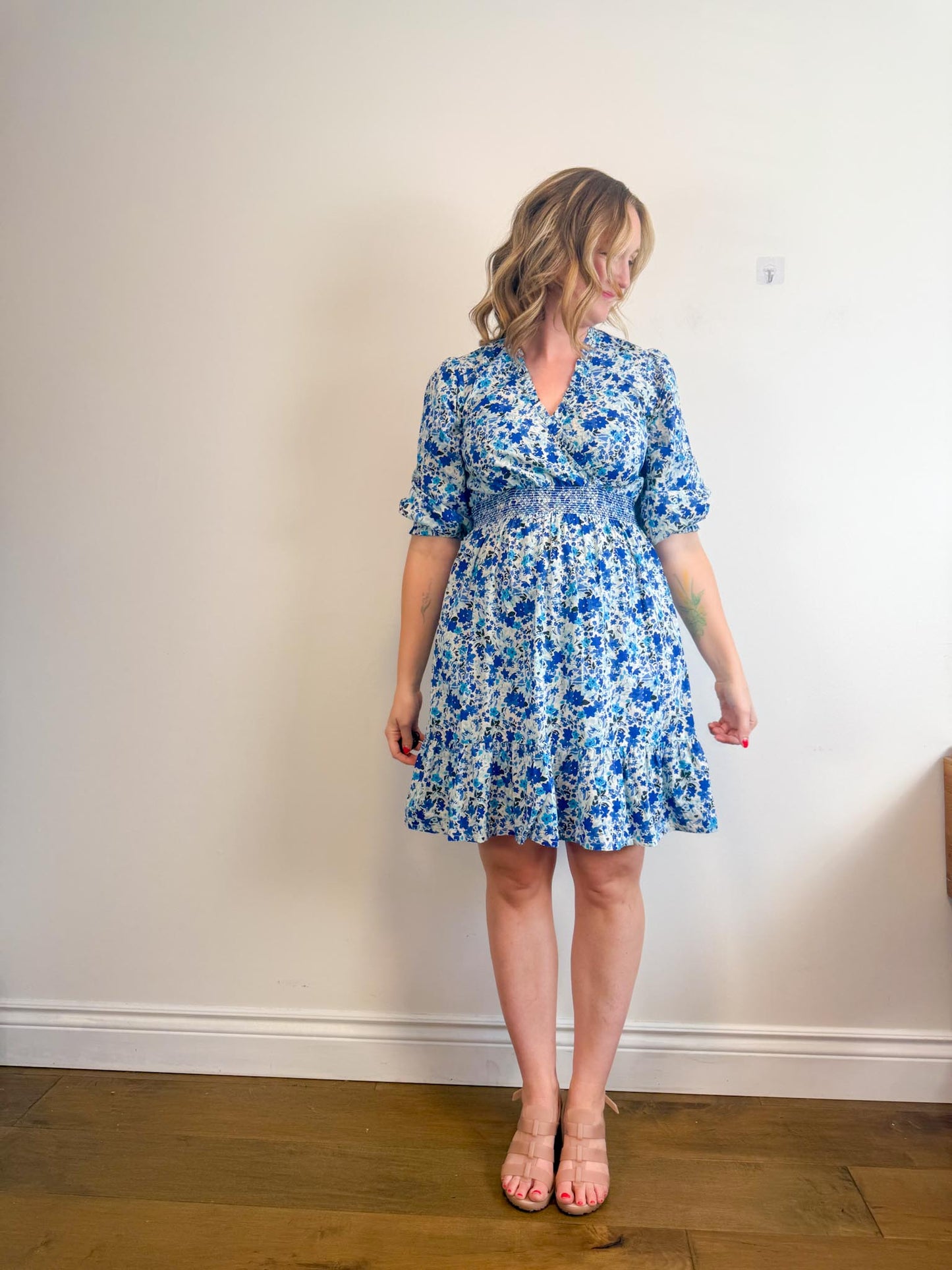 Part Two "SabrinnaPW Floral Dress in Blue/White" (Size M)