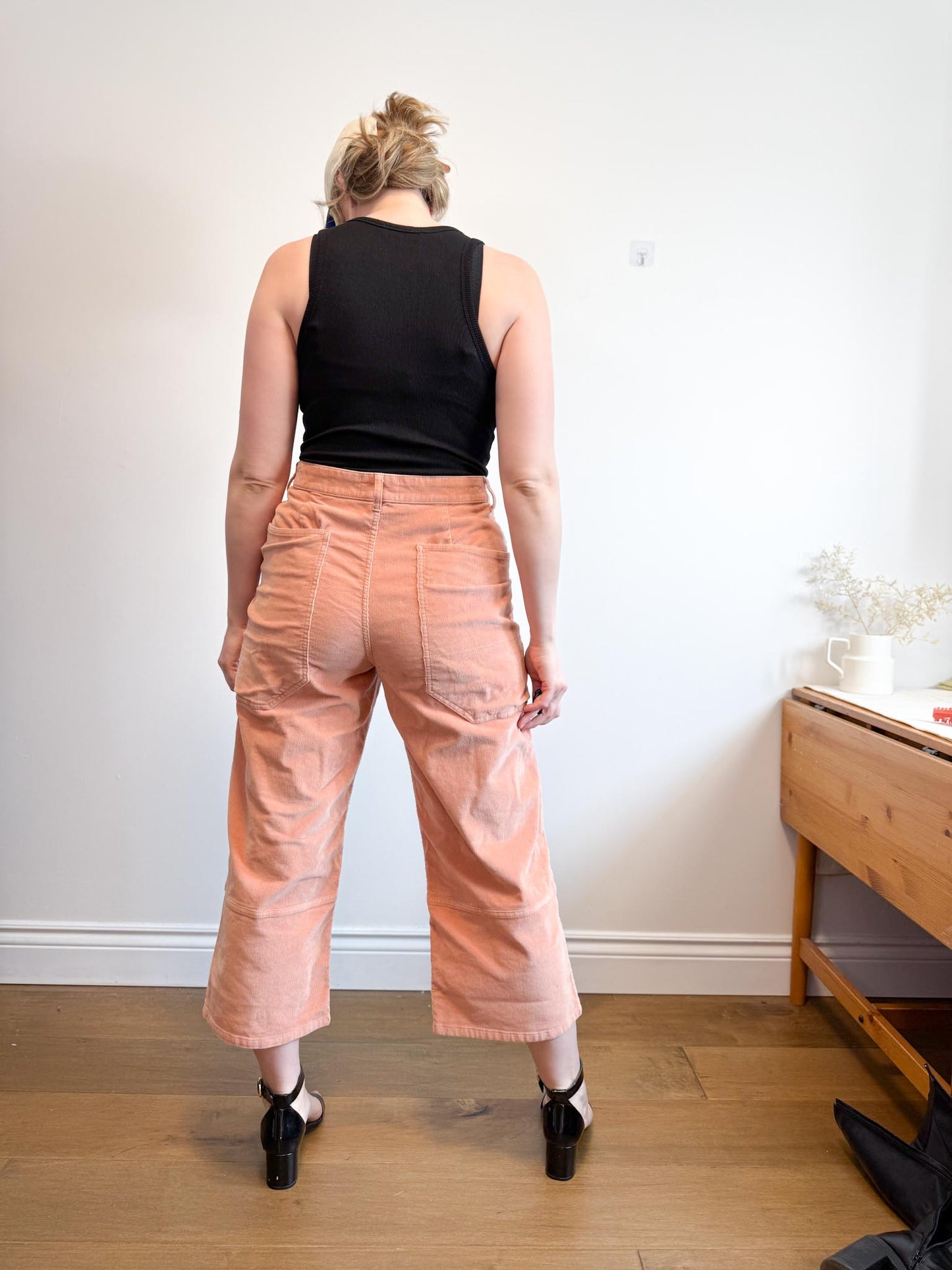 Everlane " The Corduroy Gardner Pant in Coral" (Size 14)