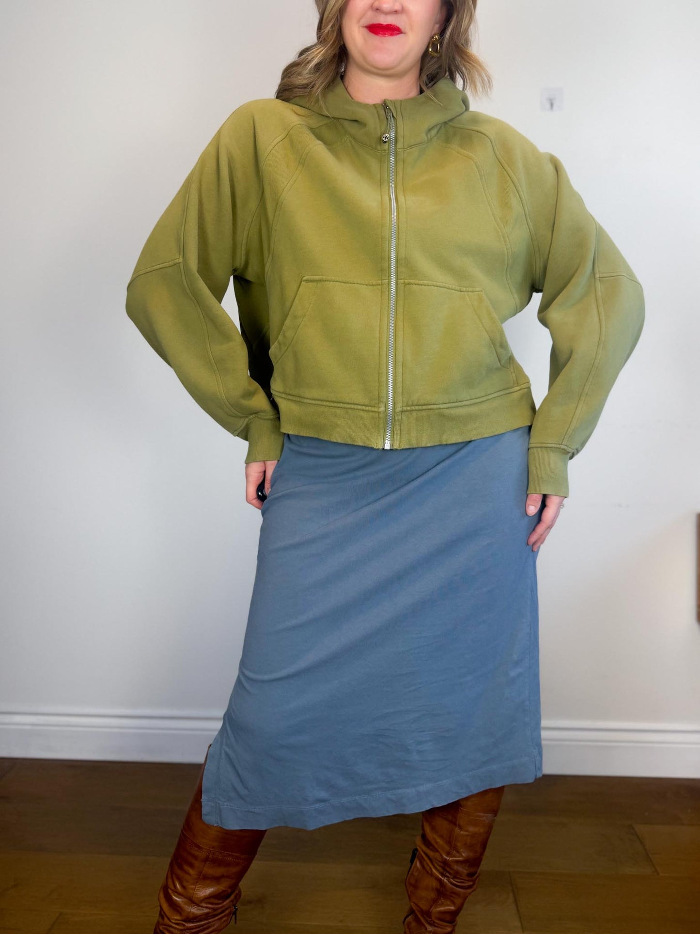 Lululemon "Scuba Oversized Full Zip Hoodie in Green" (Size XL/XXL)