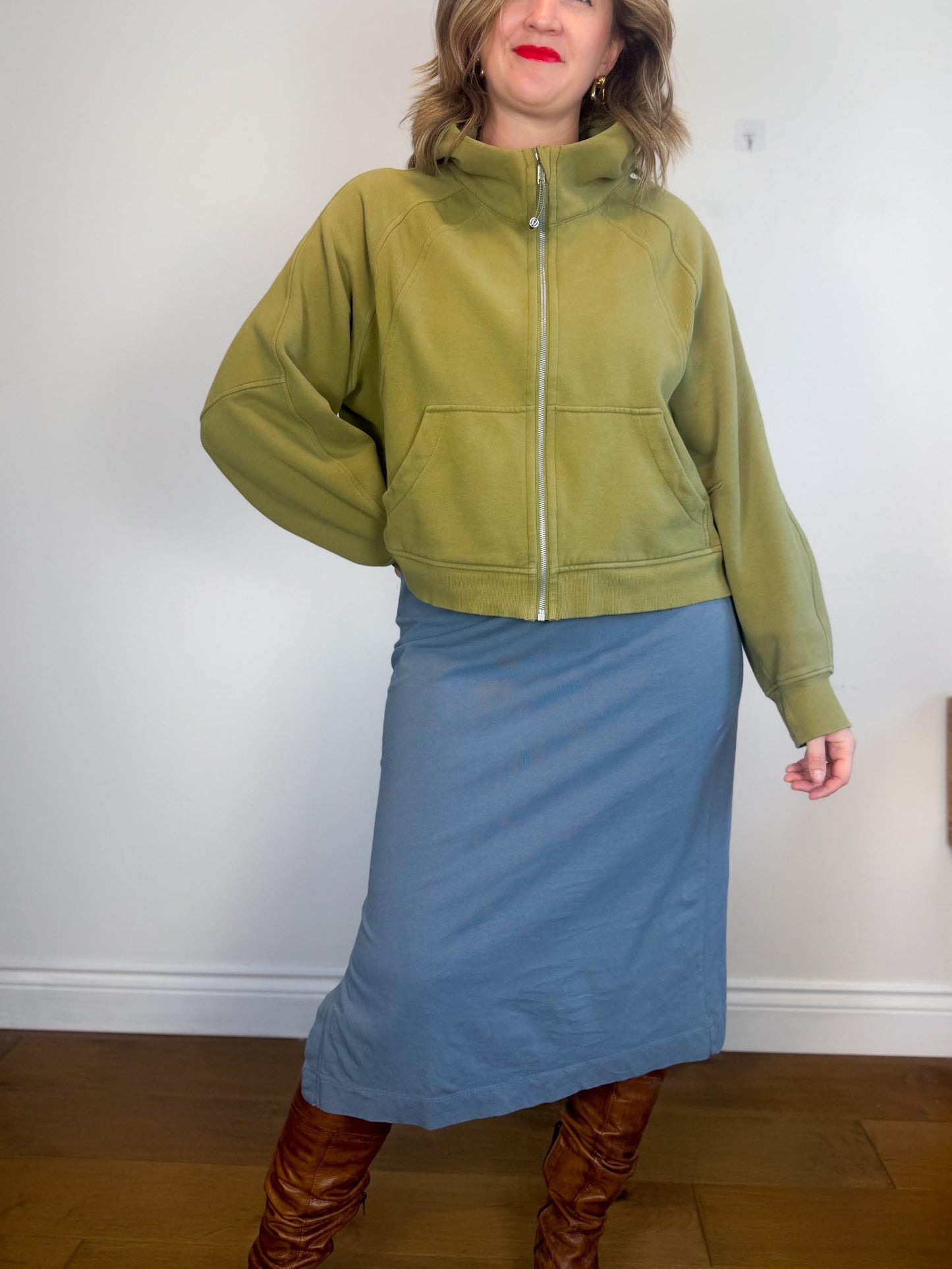 Lululemon "Scuba Oversized Full Zip Hoodie in Green" (Size XL/XXL)