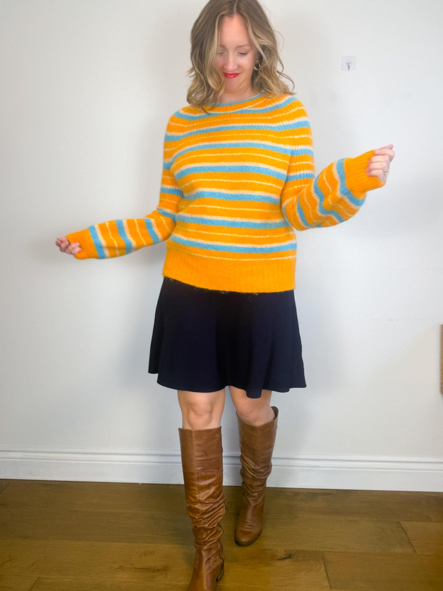 Everlane "The SuperFuzz Alpaca Oversized Crewneck" (Size S/M)