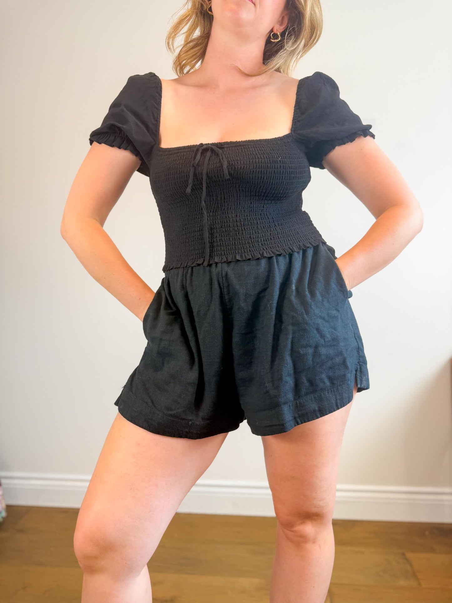 Wilfred Presley Ruched Crop Top in Black (Size M)