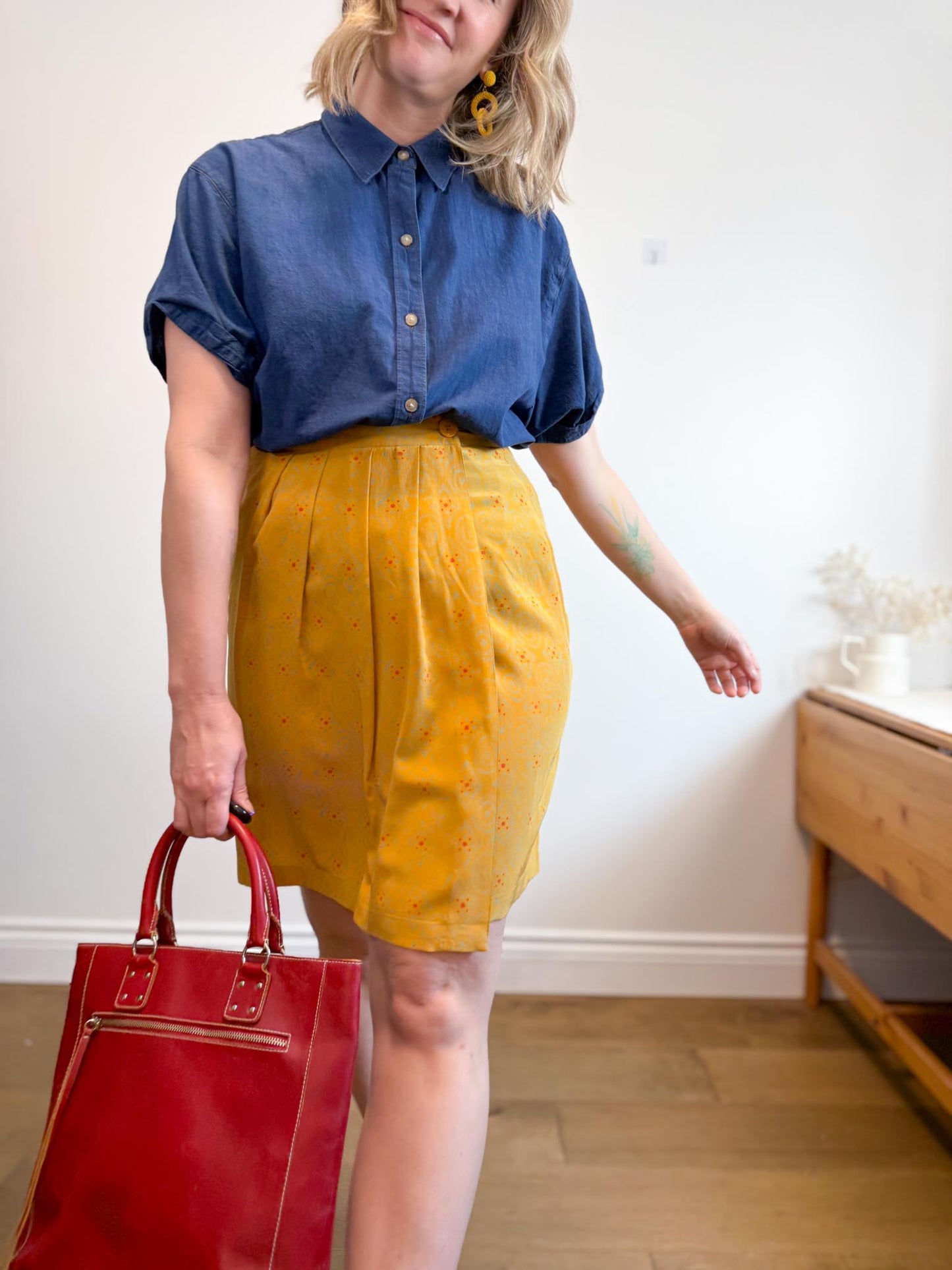 Denim Forum "The Jane Shirt" in Blue with Contrast Stitching (Size M)