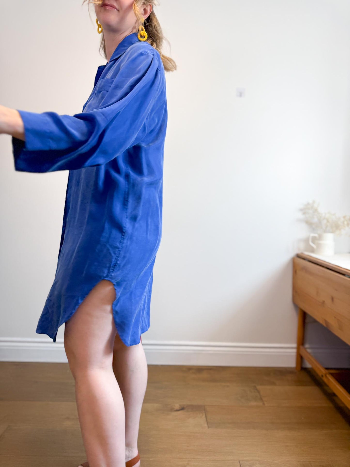 Vintage Silk Long Blouse in Royal Blue (Size M/L)