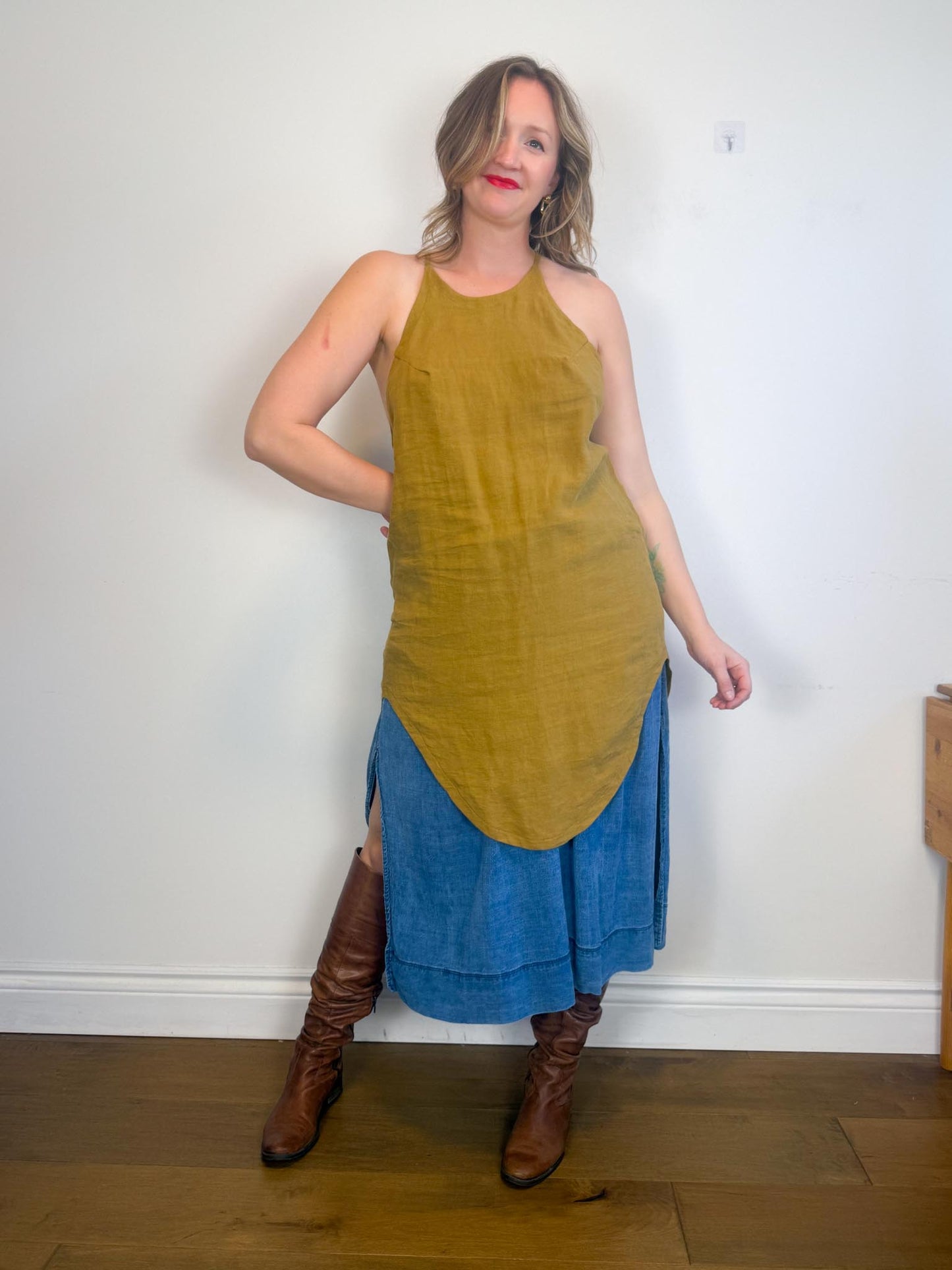 Wilfred "Gabrielle Linen Midi Skirt in Blue" (Size L)