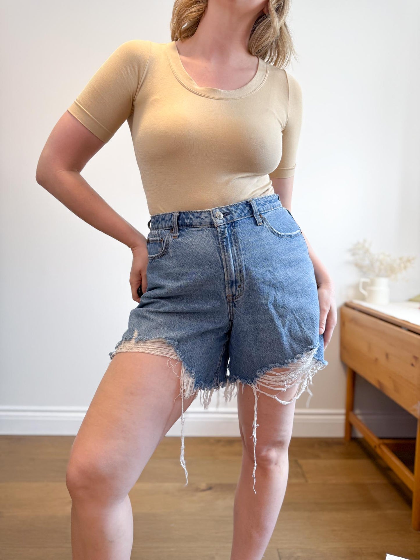 Wolford T-Shirt in Gold (Size S)