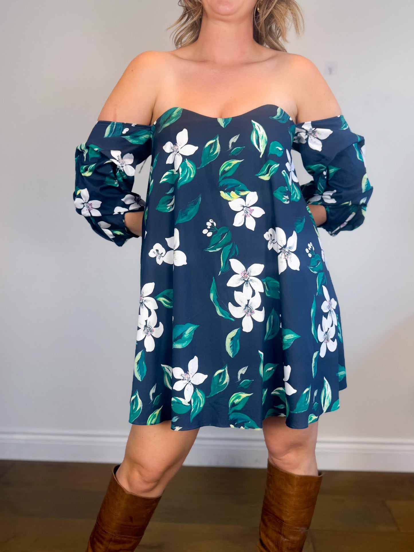 Caroline Constas Designer "Gabrielle Floral Strapless Mini Dress in Navy (Size L)