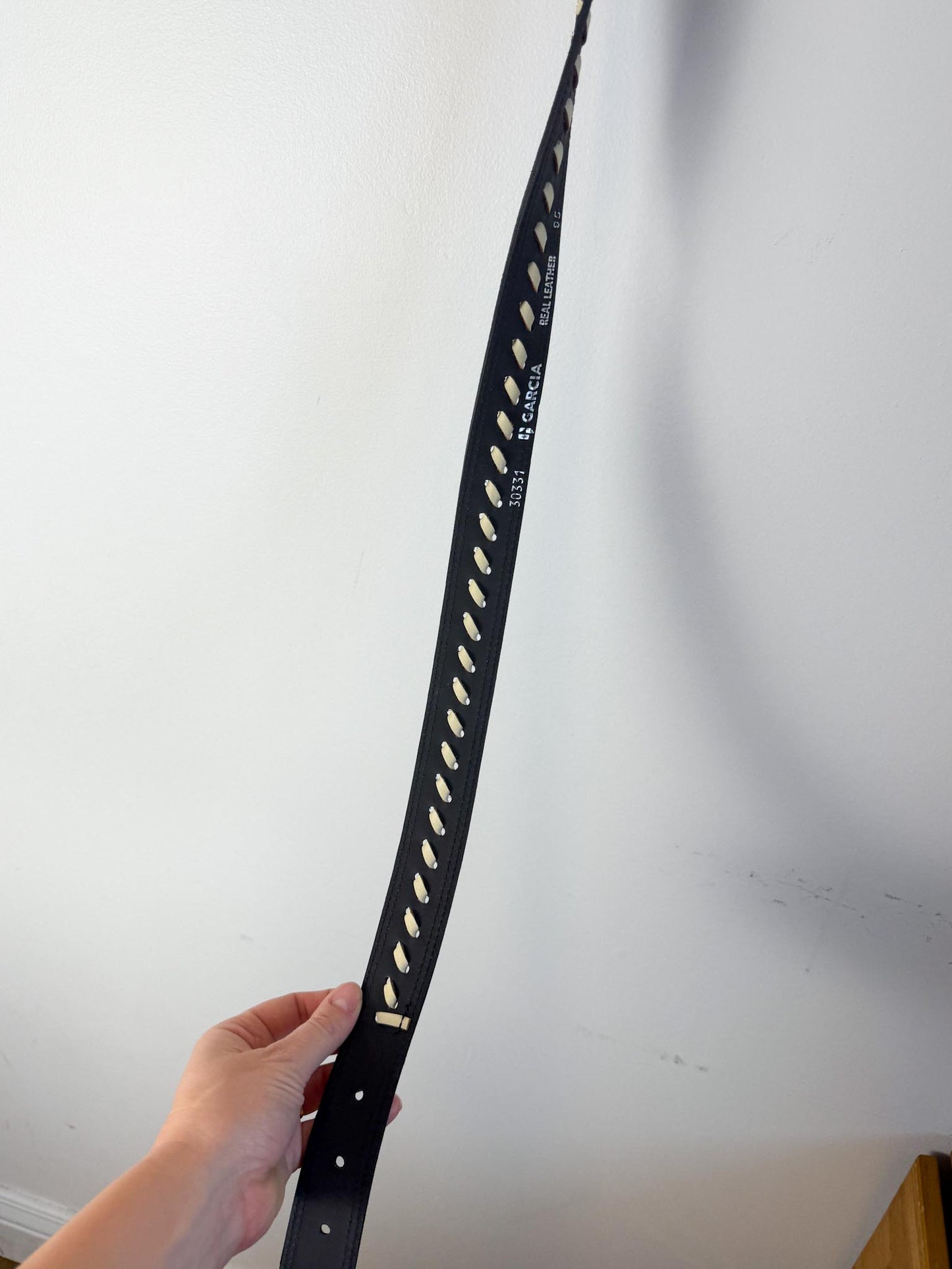 GARCIA Black & Cream Leather Belt NWT (Size M)
