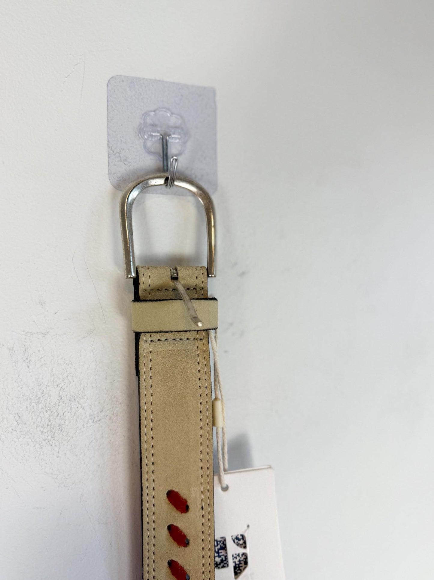 GARCIA Cream/Red Leather Belt NWT (Size M)