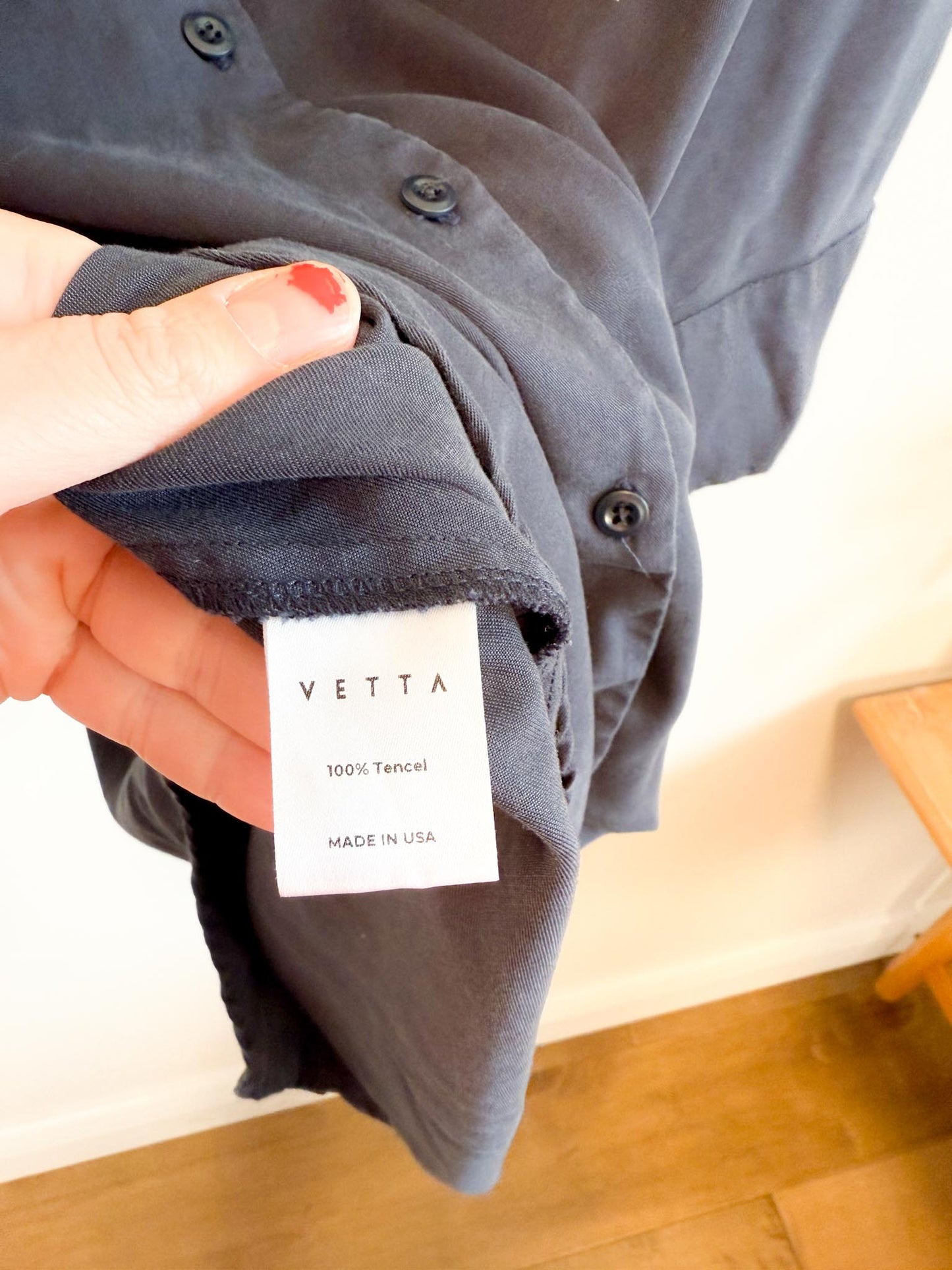 VETTA Slow Fashion "The Boyfriend Shirt in Navy" (Size L/XL)