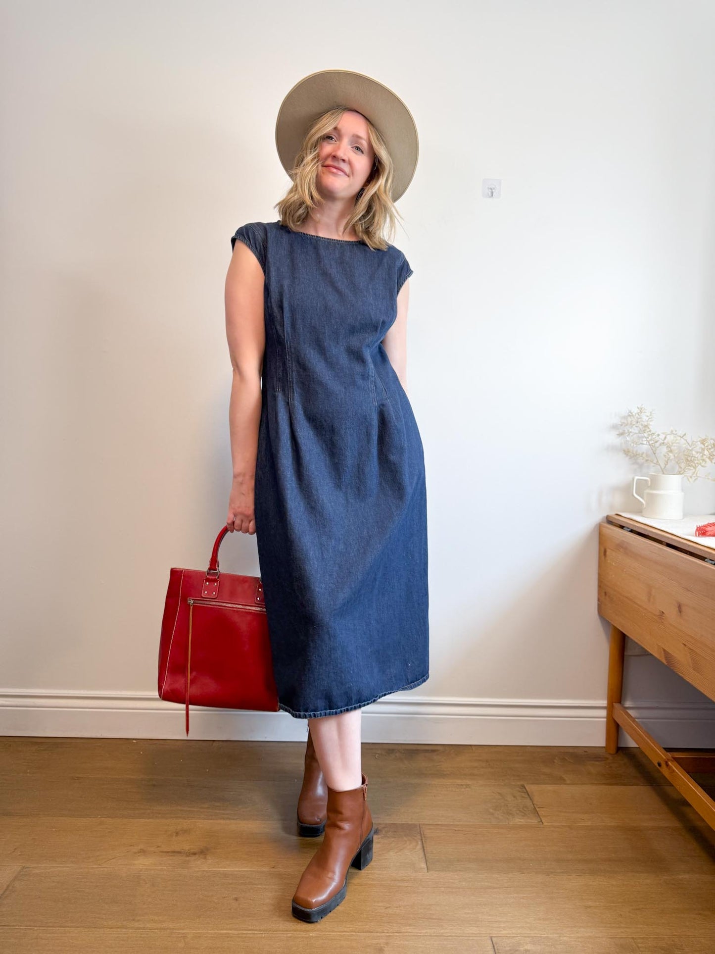 Banana Republic "Lina Italian Denim Midi Dress" (Size 16)