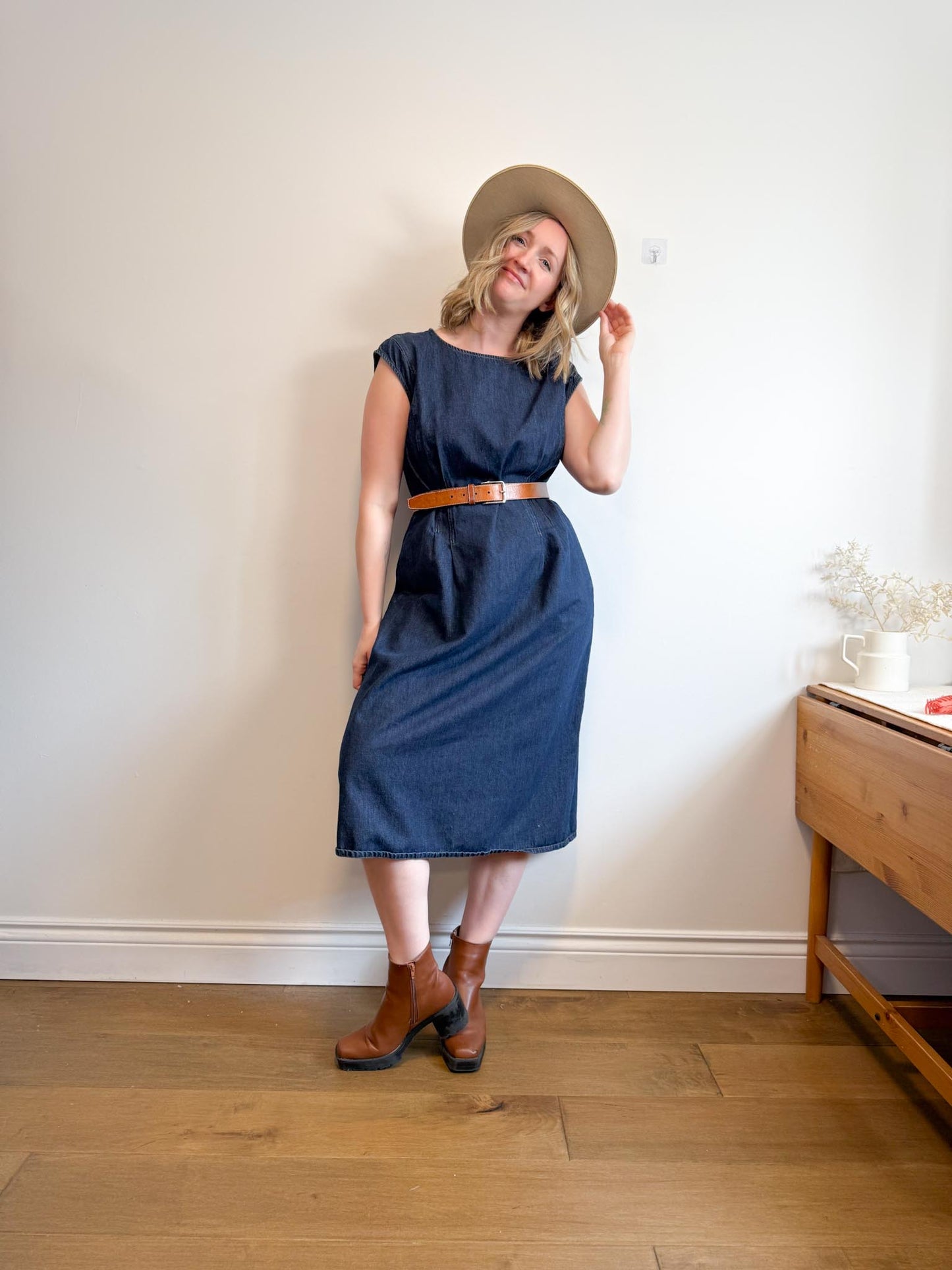 Banana Republic "Lina Italian Denim Midi Dress" (Size 16)
