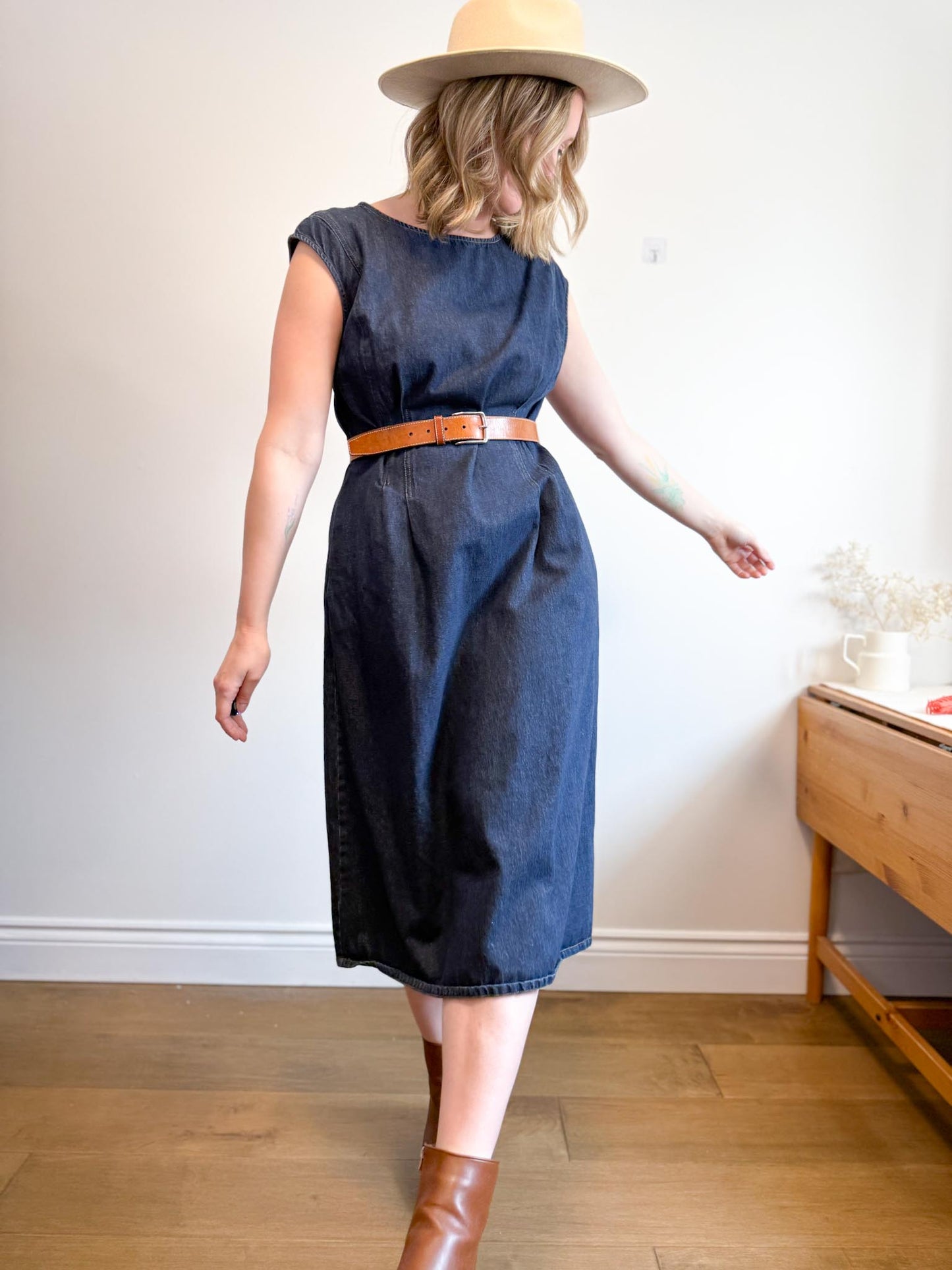 Banana Republic "Lina Italian Denim Midi Dress" (Size 16)