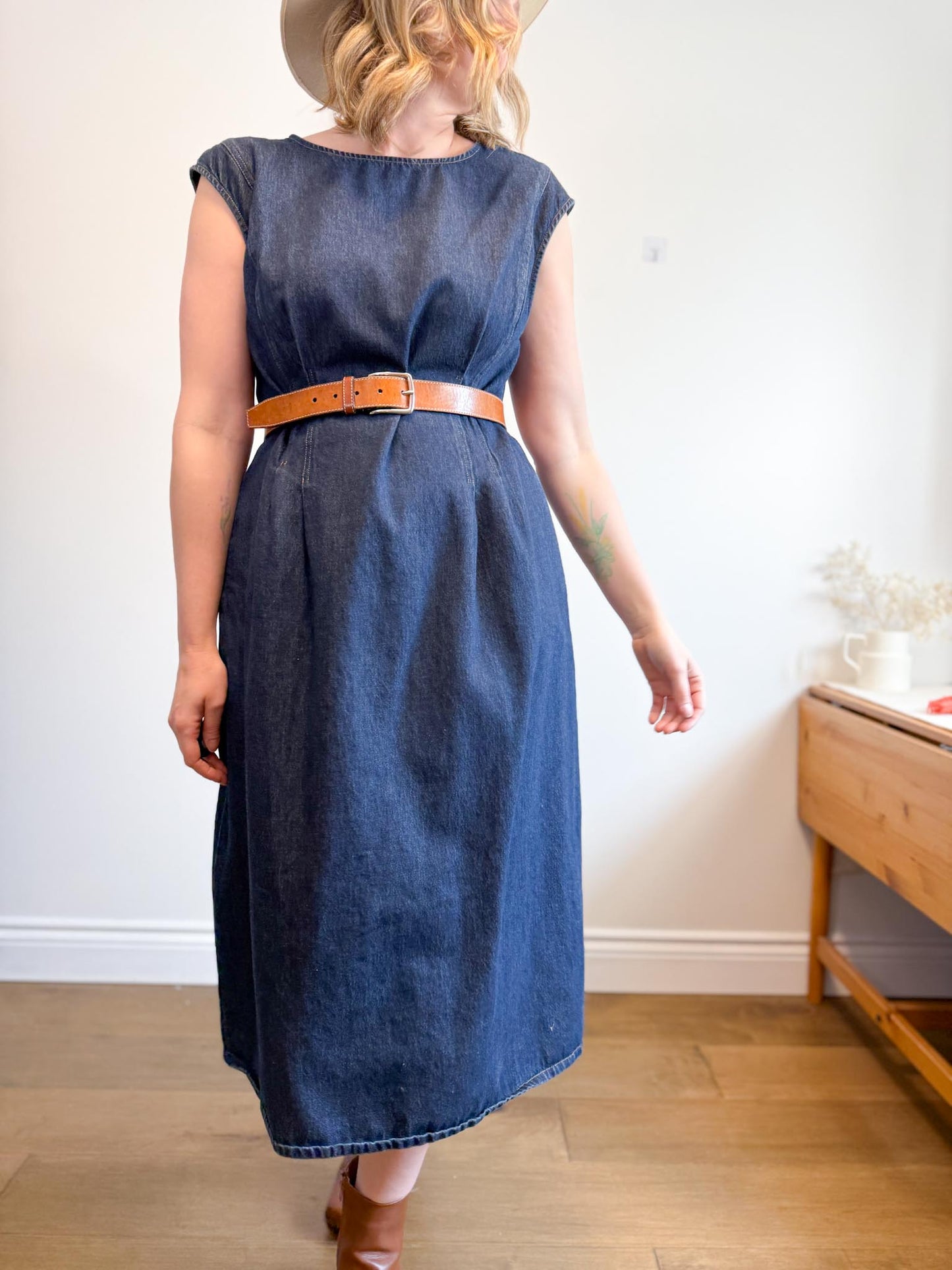 Banana Republic "Lina Italian Denim Midi Dress" (Size 16)