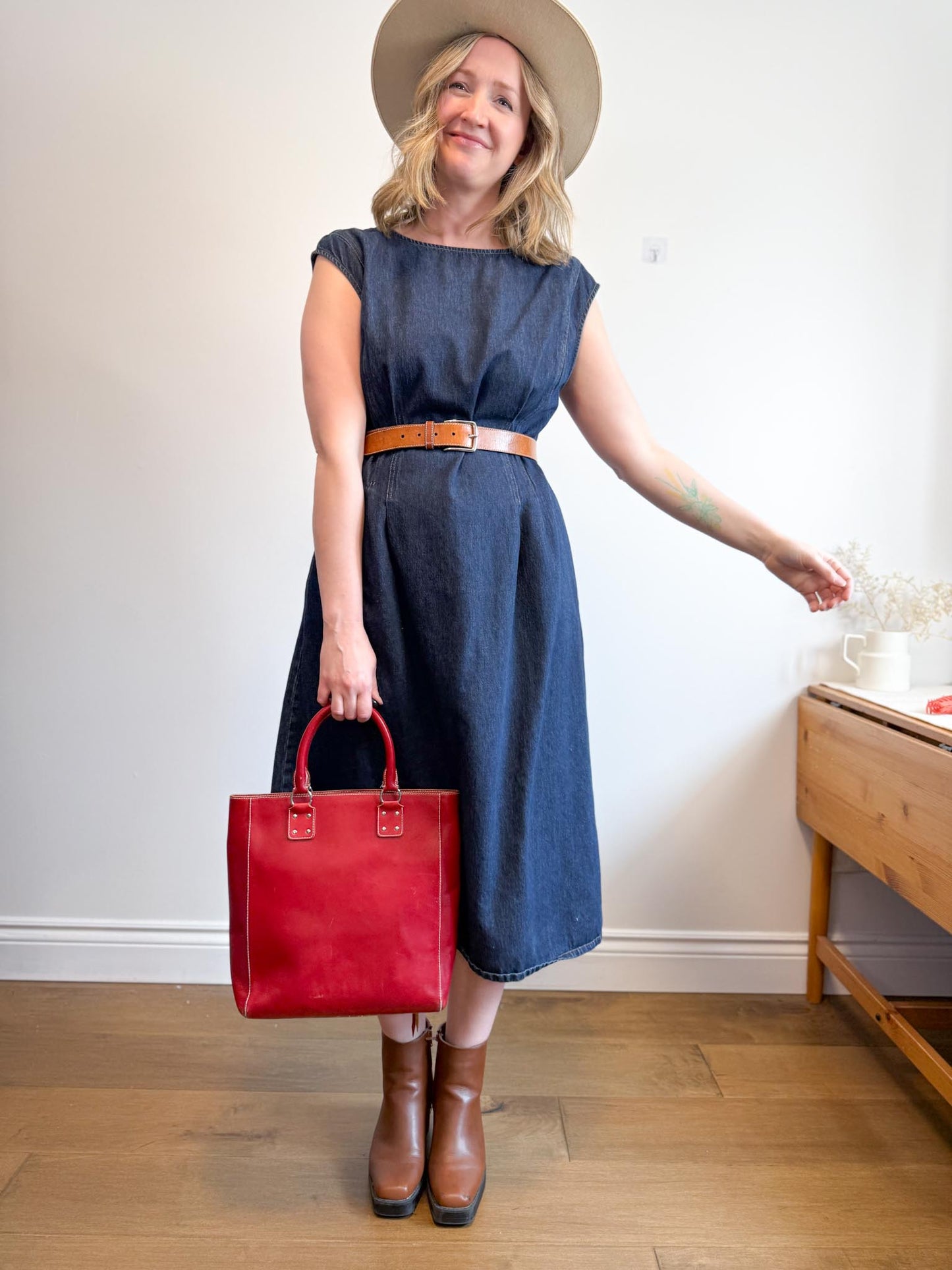 Banana Republic "Lina Italian Denim Midi Dress" (Size 16)