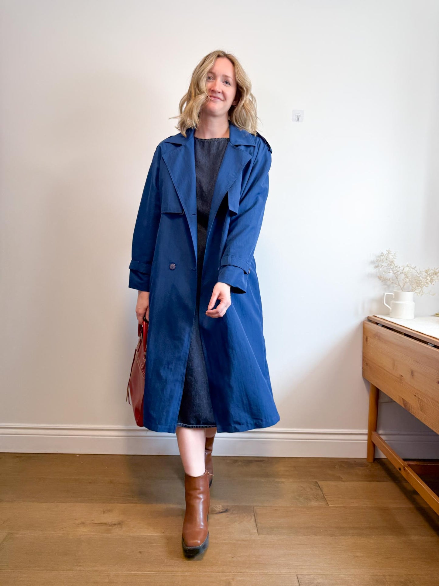 Vintage Sears Trench Coat in Blue (Size L)