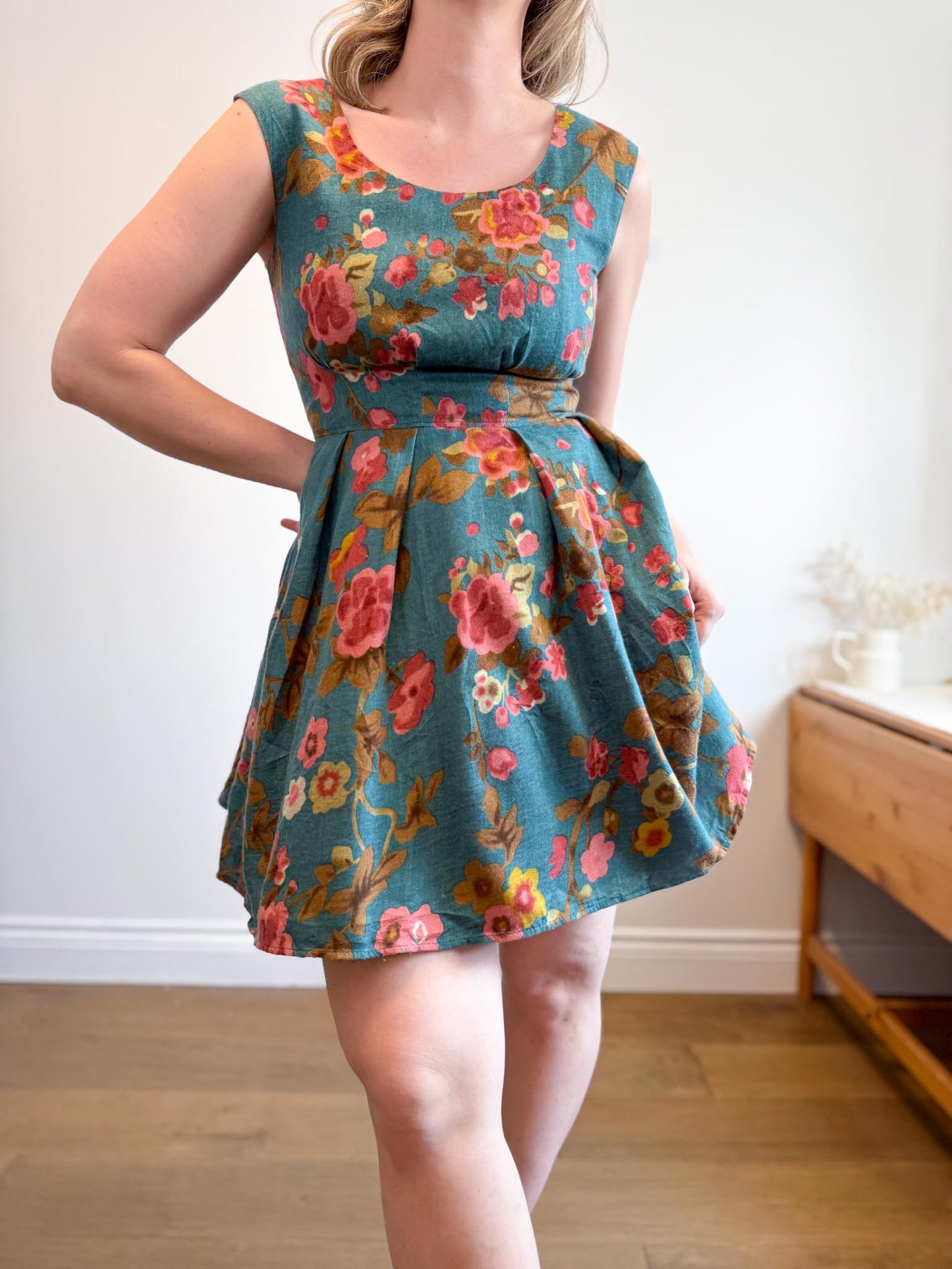 Annie 50 Canadian Made Floral Mini Dress in Teal/Pink (Size M)