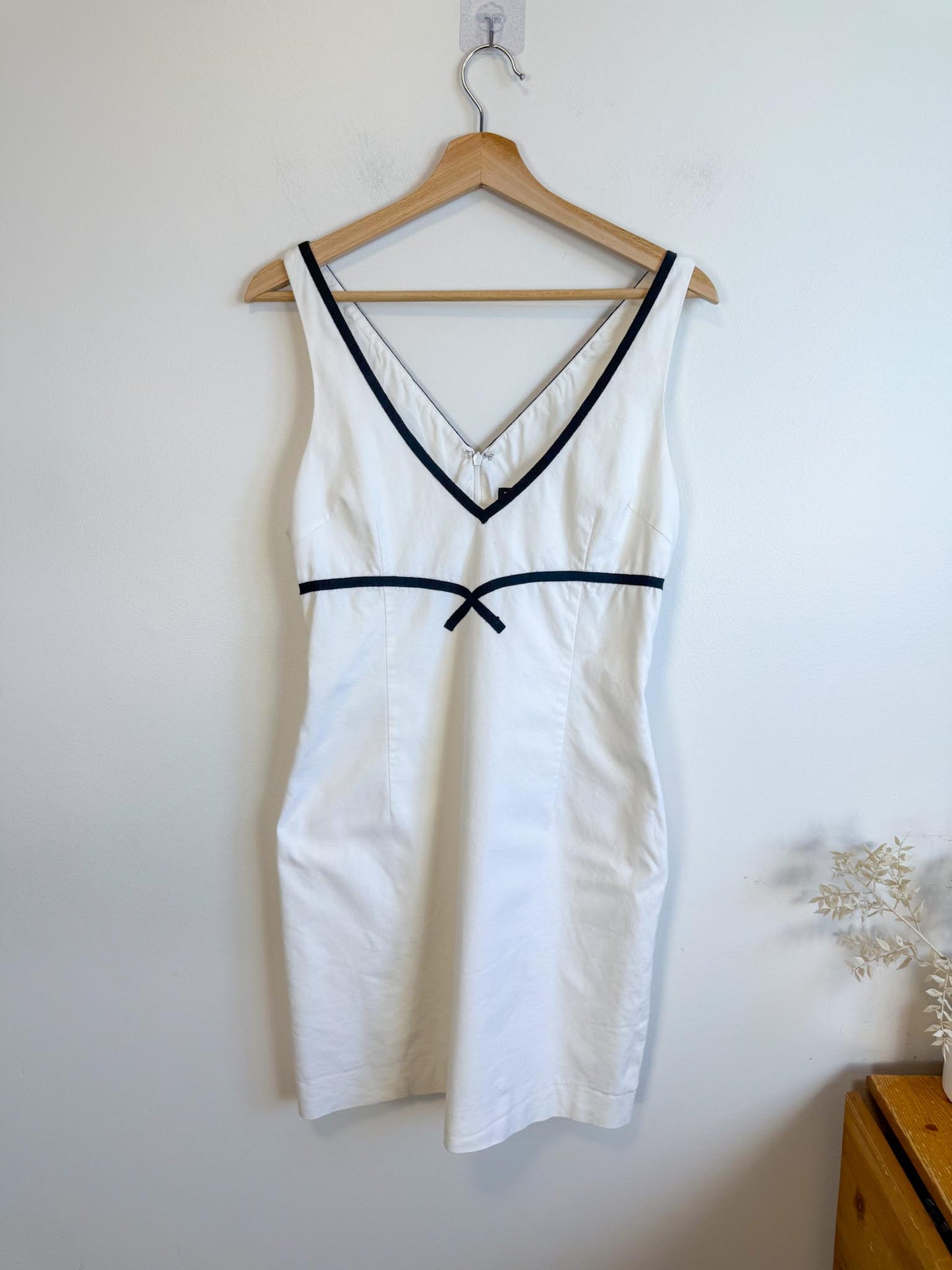 Vintage White Mini Dress with Black Trim (Size S)