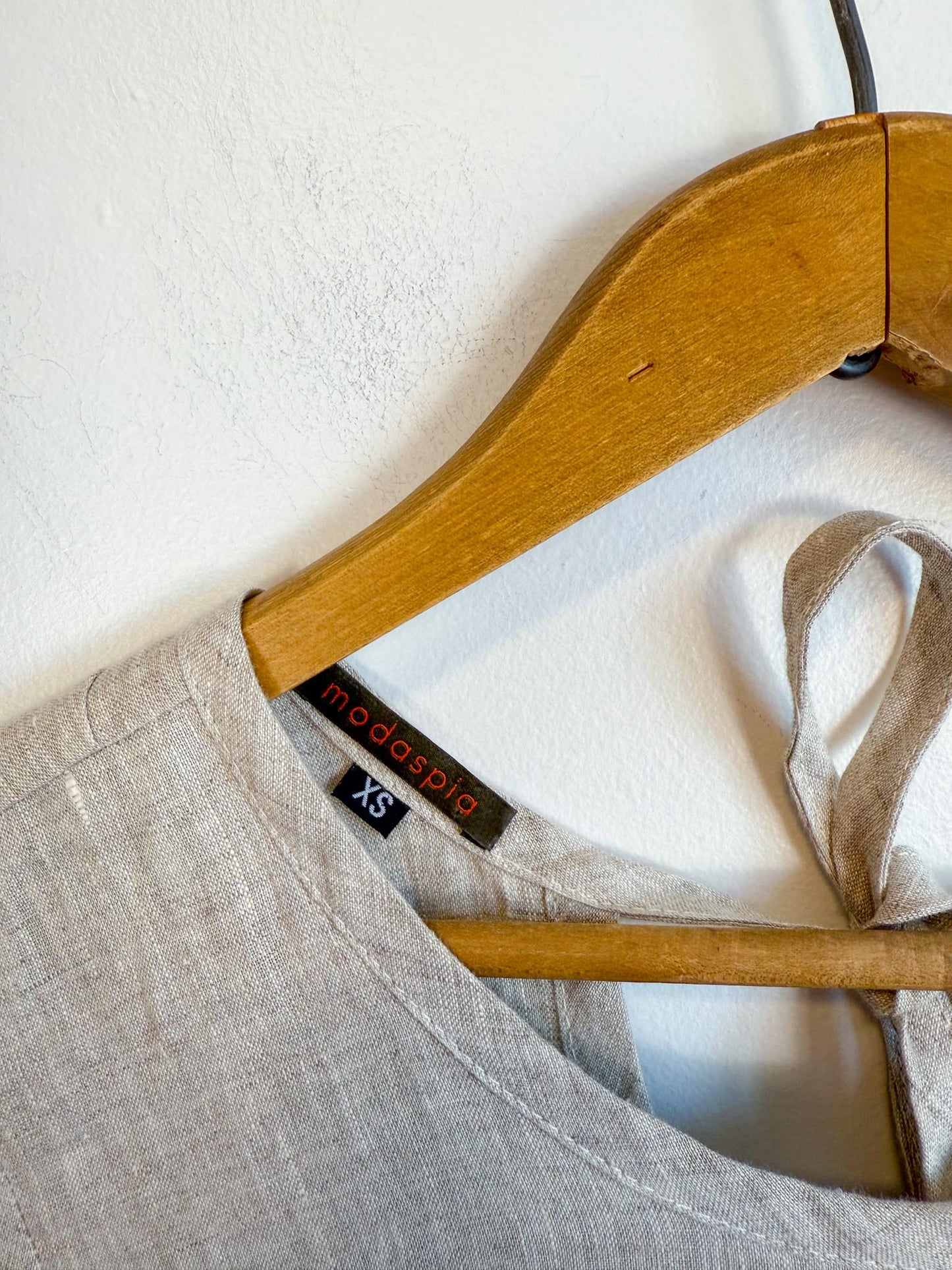 Modaspia Slow Fashion Linen dress in Oatmeal (Size XS/S)
