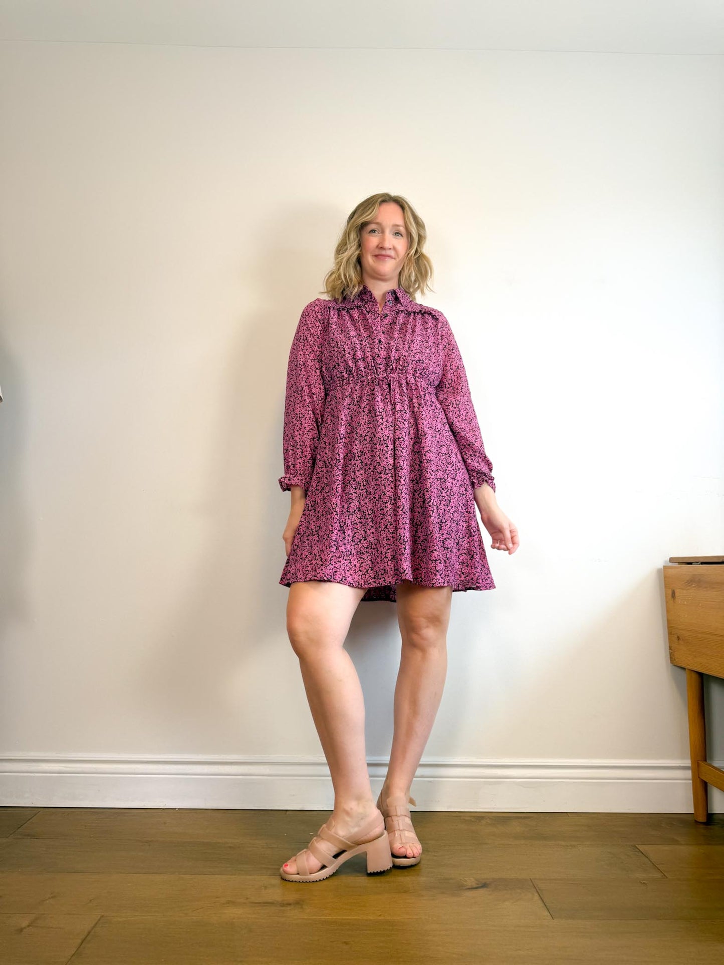 SELECTED FEMME "Curve Shirt Dress in Pink Floral" (Size M/L)