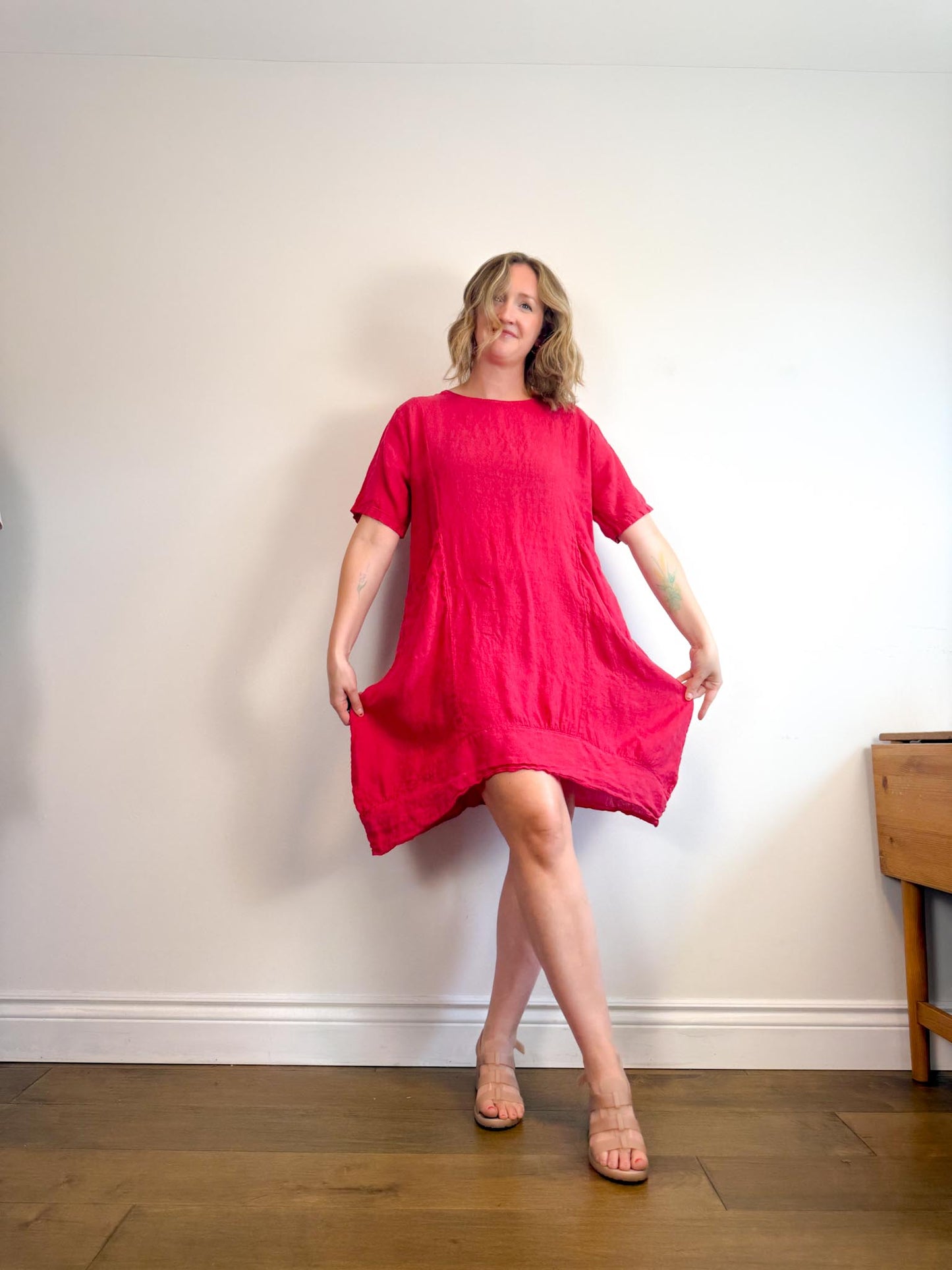 Vanessa Zani Red Linen Shark Bite Shirt Dress (Size 1X)