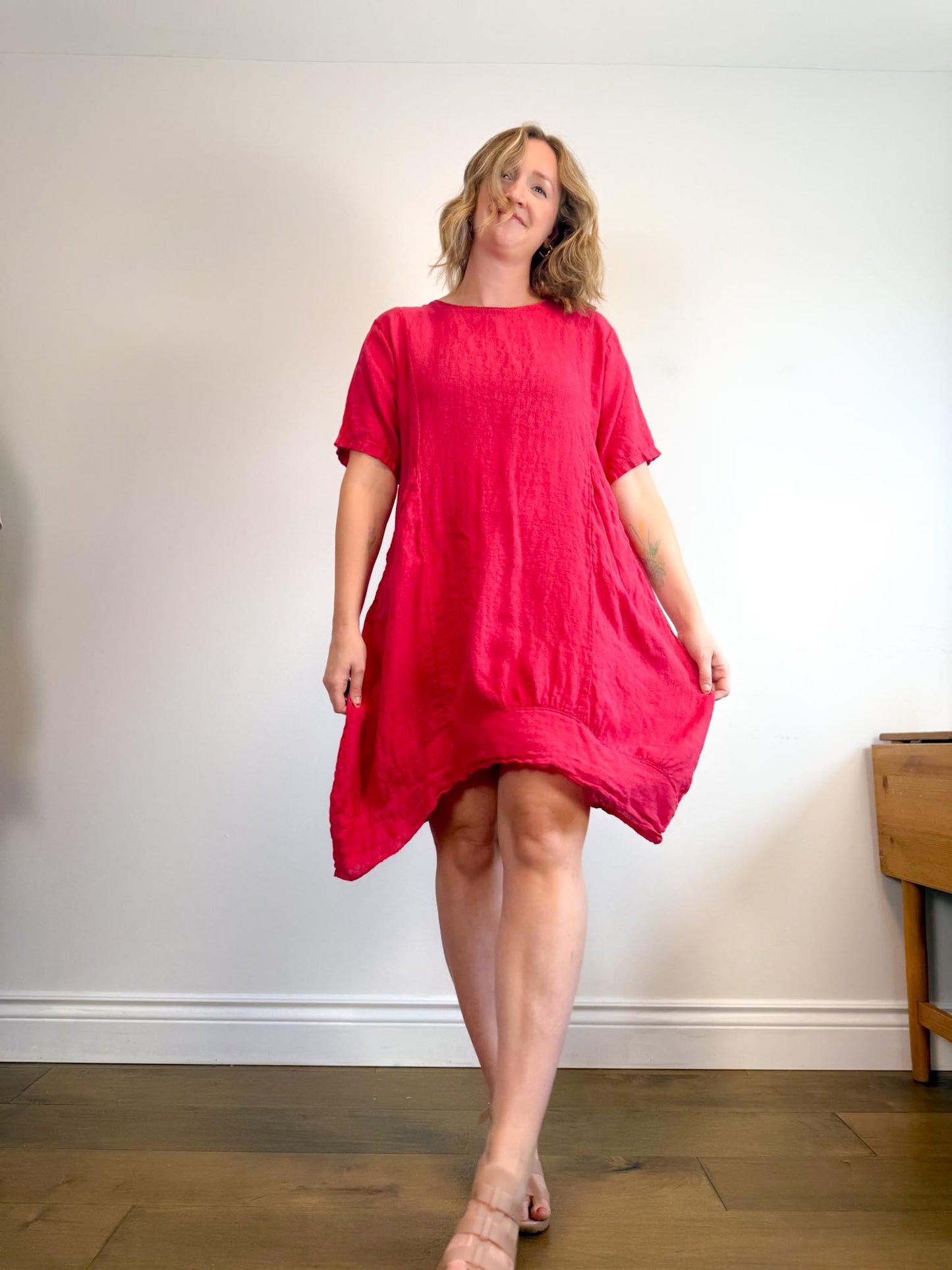 Vanessa Zani Red Linen Shark Bite Shirt Dress (Size 1X)