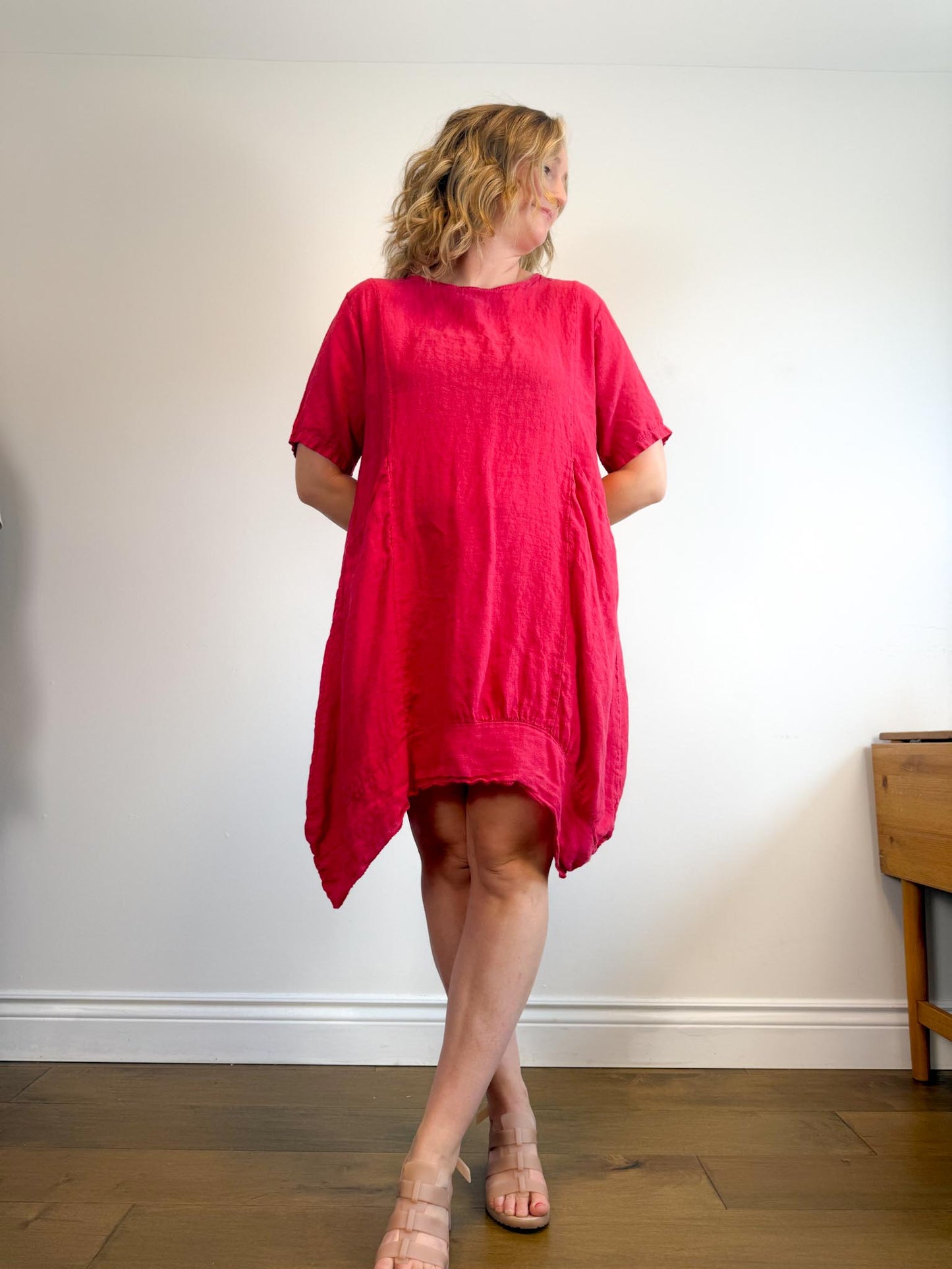 Vanessa Zani Red Linen Shark Bite Shirt Dress (Size 1X)