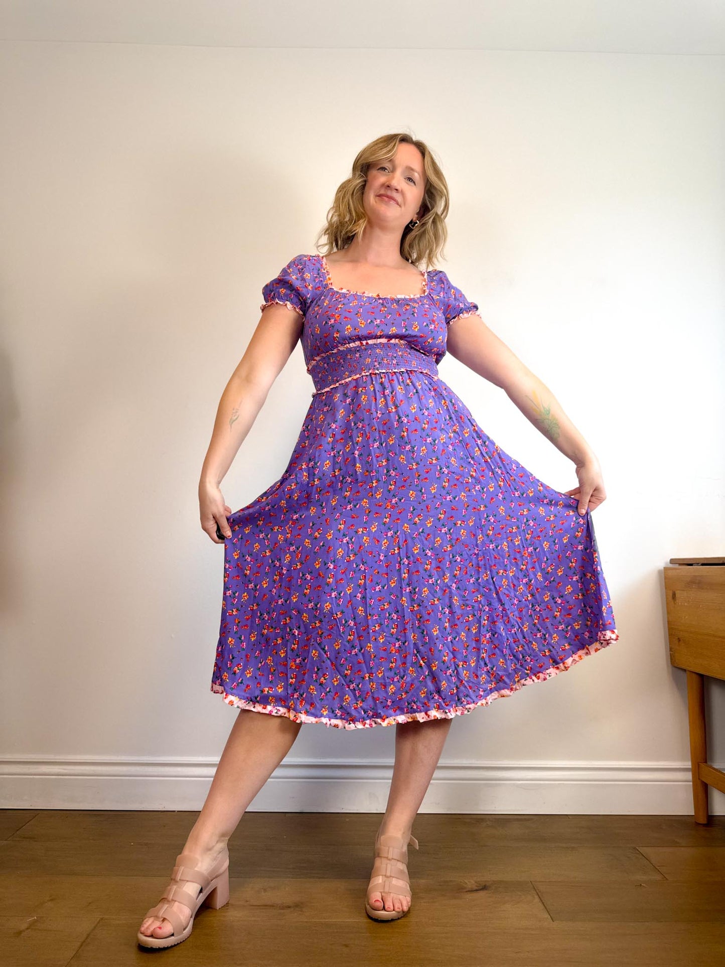 Betsey Johnson "Ditsy Rose Chalis Midi Dress in Veri Peri" NWT (Size M/L)