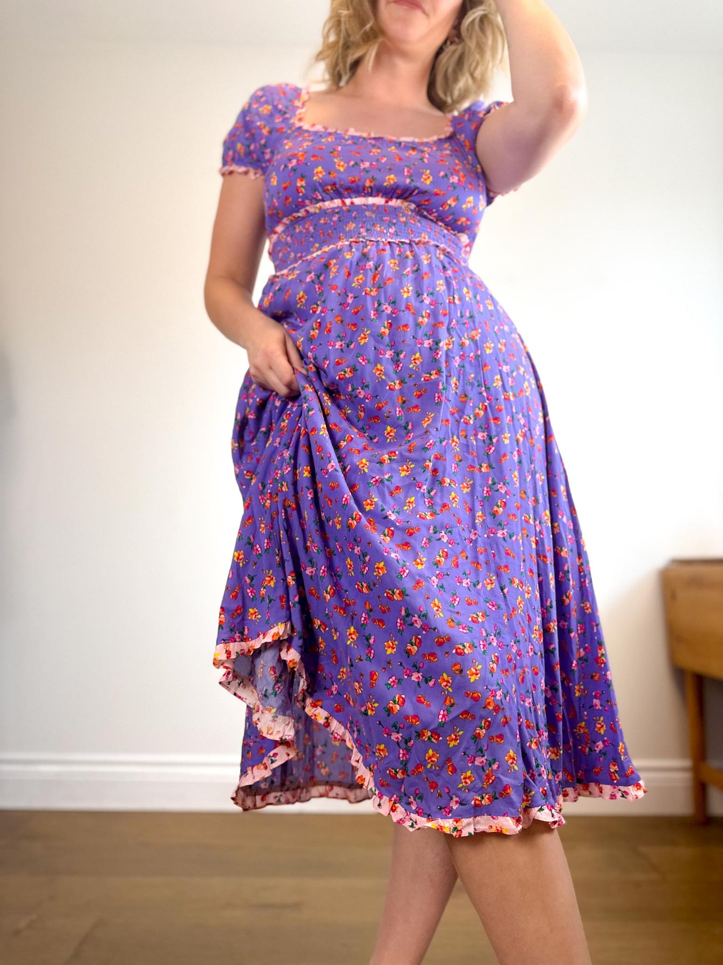 Betsey Johnson "Ditsy Rose Chalis Midi Dress in Veri Peri" NWT (Size M/L)