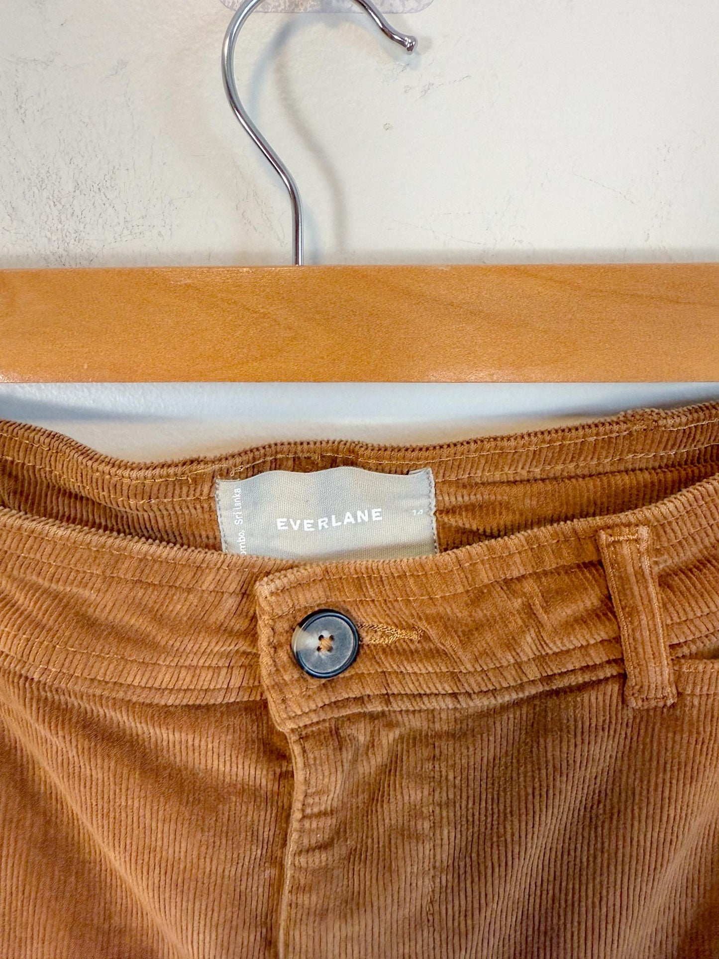 Everlane “THE SAILOR PANT IN CORDUROY in Toasted Coconut” (Size 14)