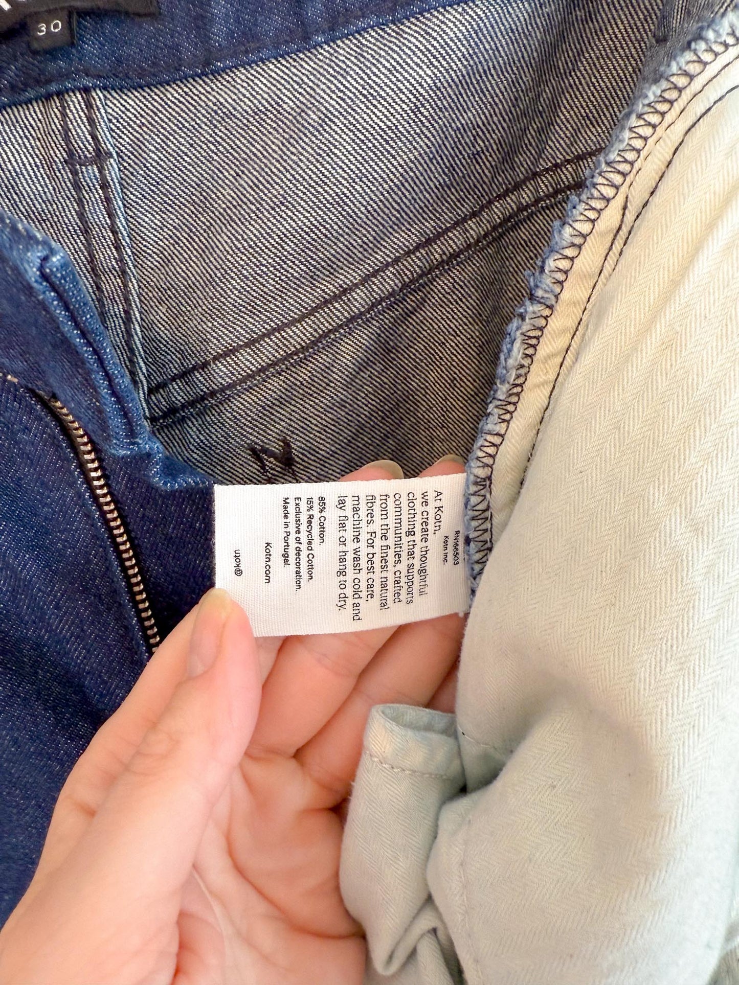 KOTN Slow Fashion “Unisex Antifit Denim Jeans” (Size 30)