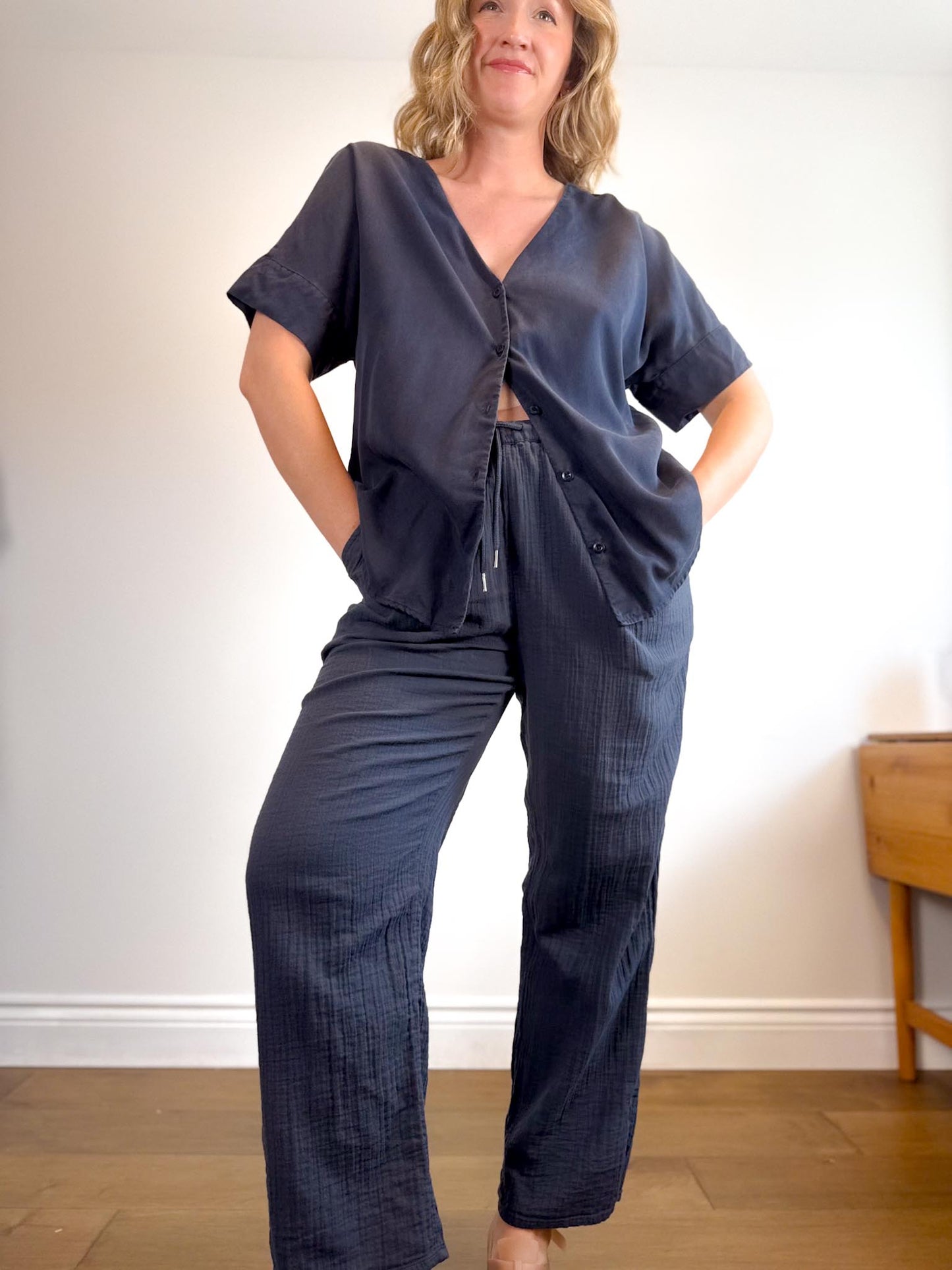 VETTA Slow Fashion "The Boyfriend Shirt in Navy" (Size L/XL)