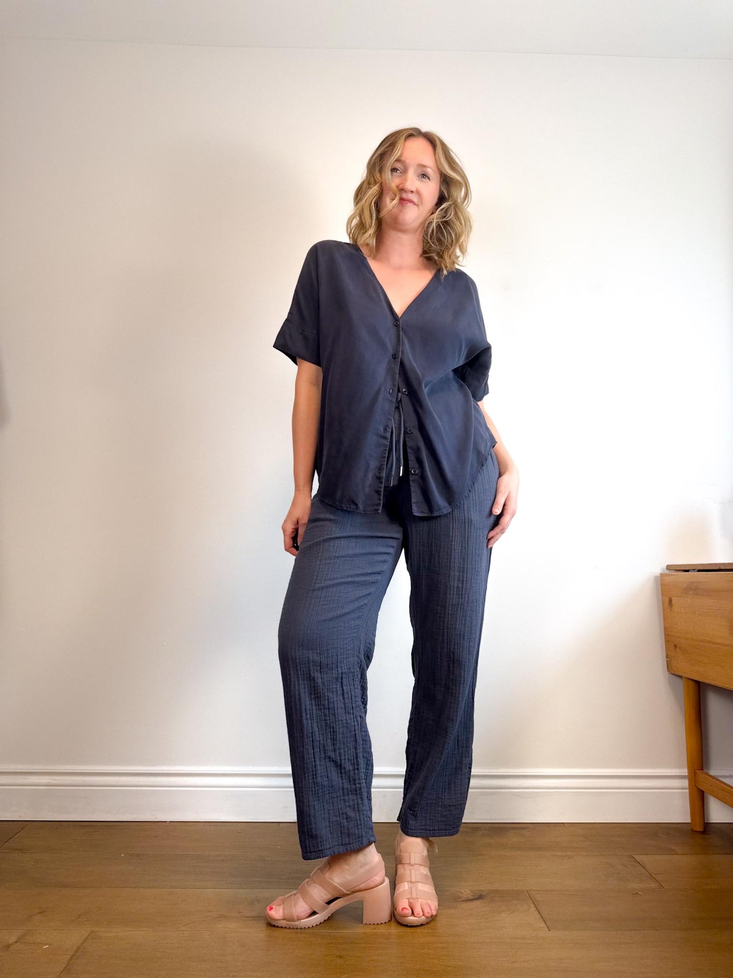 VETTA Slow Fashion "The Boyfriend Shirt in Navy" (Size L/XL)