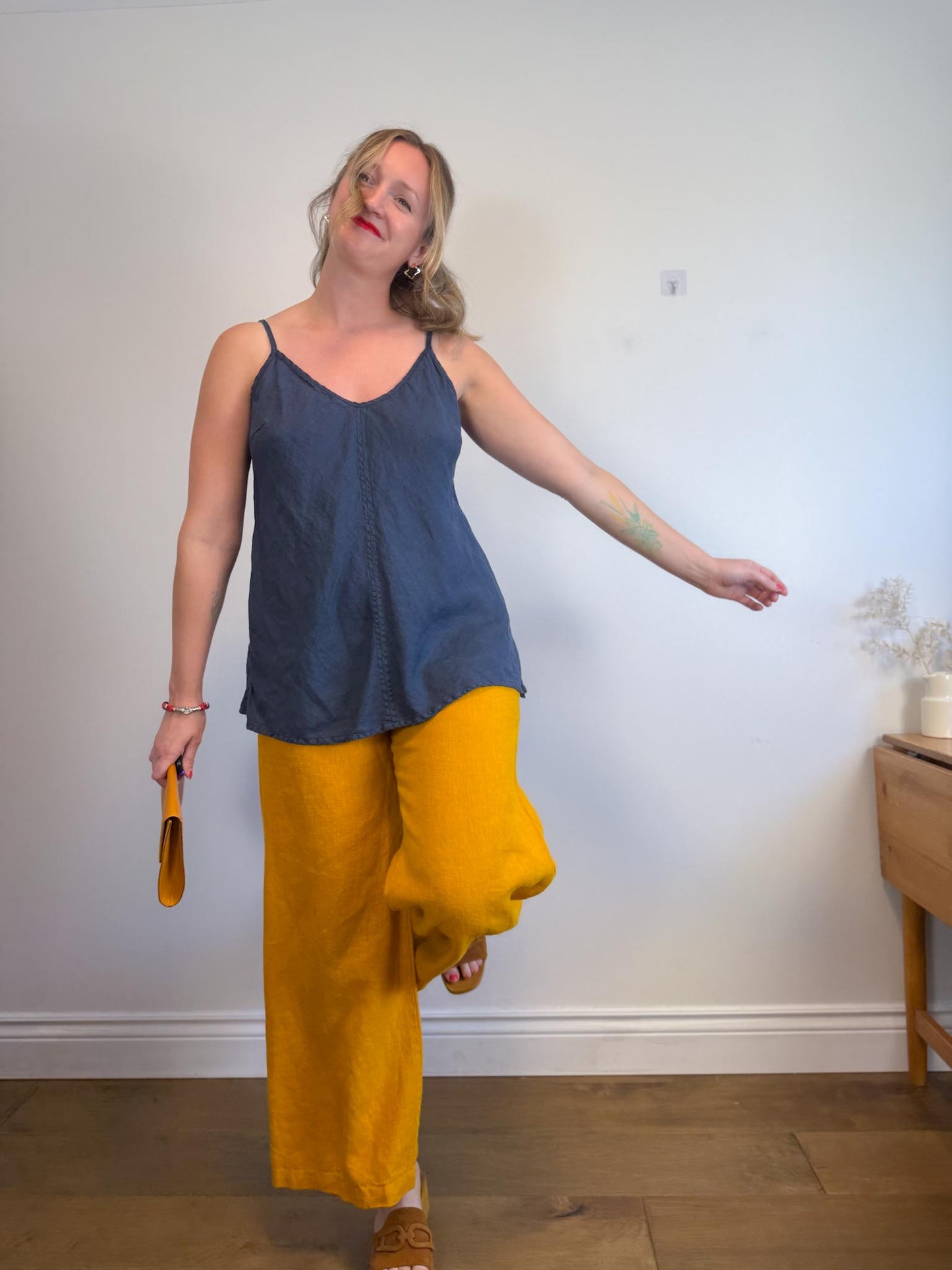 Bryn Walker Wide Leg Pull On Linen Pants in Mustard (Size M/L)
