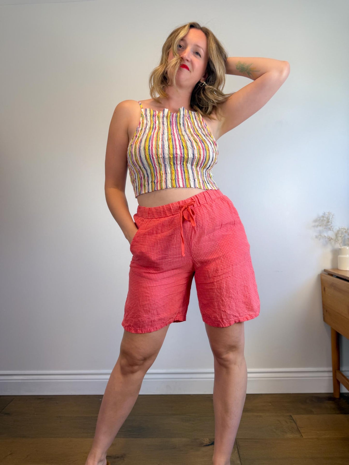 Eileen Fisher "Puckered Organic Linen Shorts in Punk Gingham" (Size M)