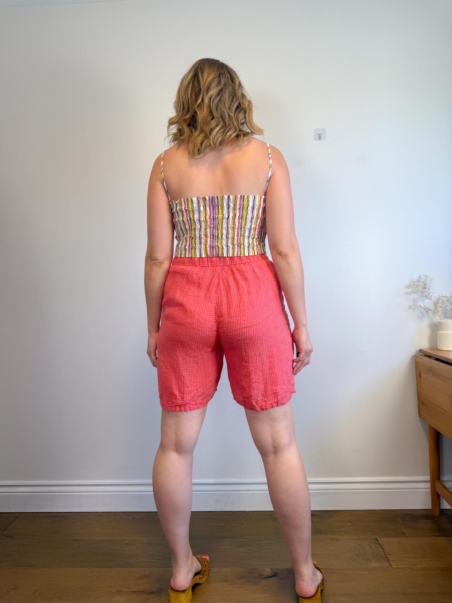 Eileen Fisher "Puckered Organic Linen Shorts in Punk Gingham" (Size M)