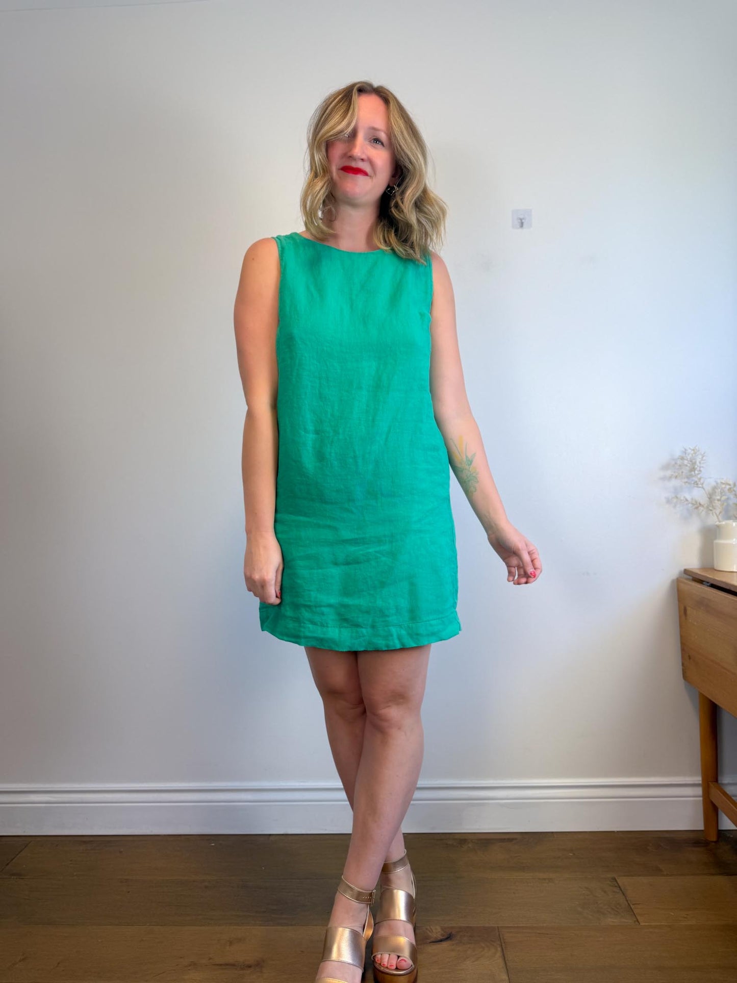 Cut Loose Linen Shift Dress in Green (Size S/M)